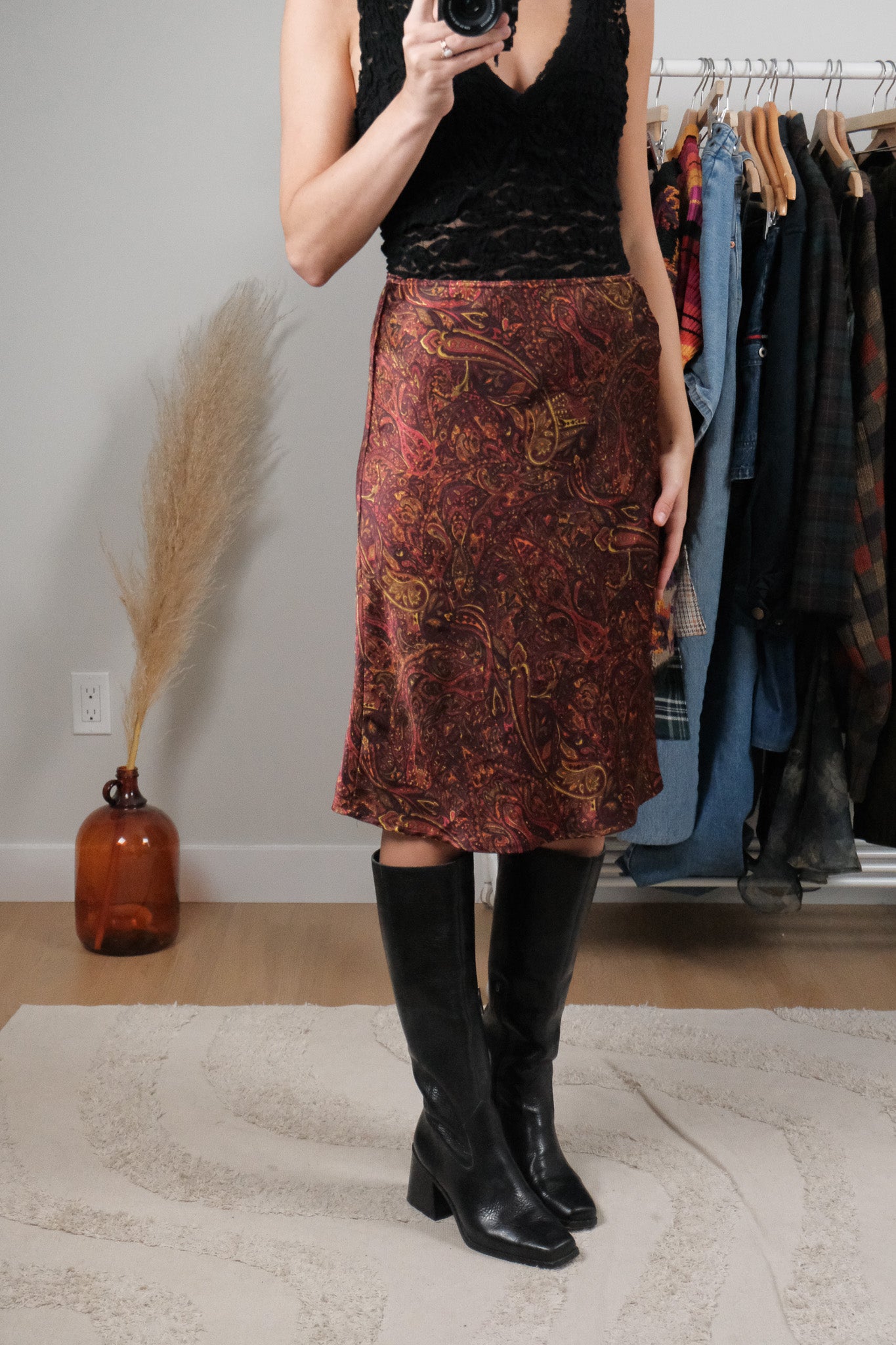 Vintage x Satin Patterned Midi Skirt (4/6)