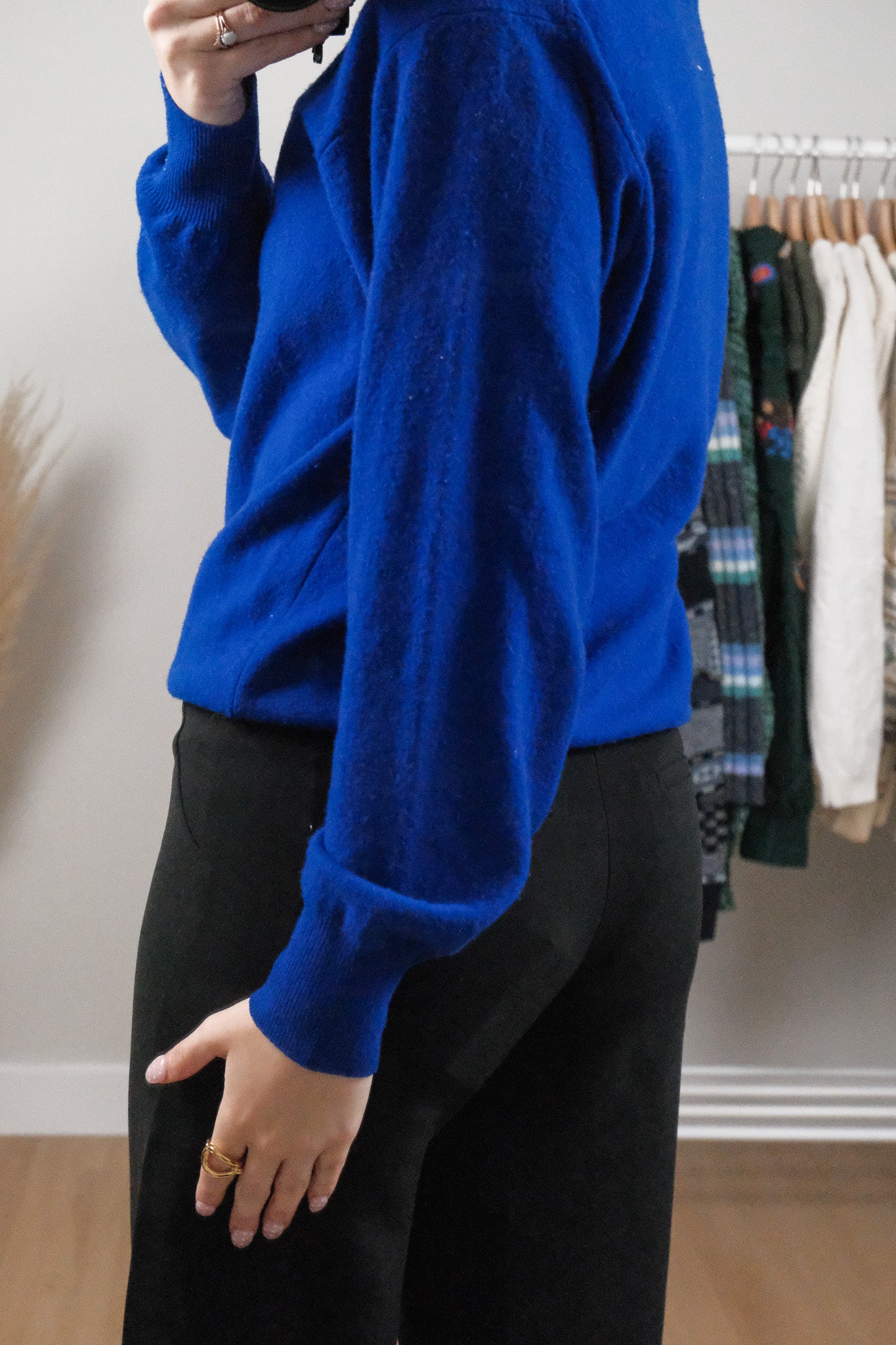 Made in Italy x Vintage x Pure Wool Collared Knit (S/M)