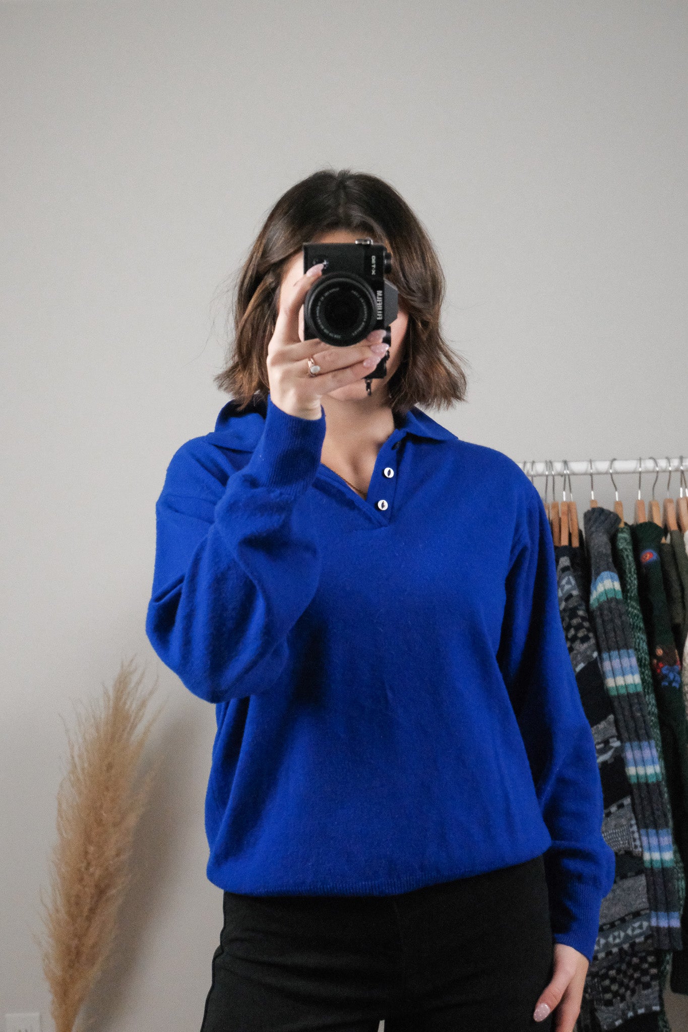 Made in Italy x Vintage x Pure Wool Collared Knit (S/M)