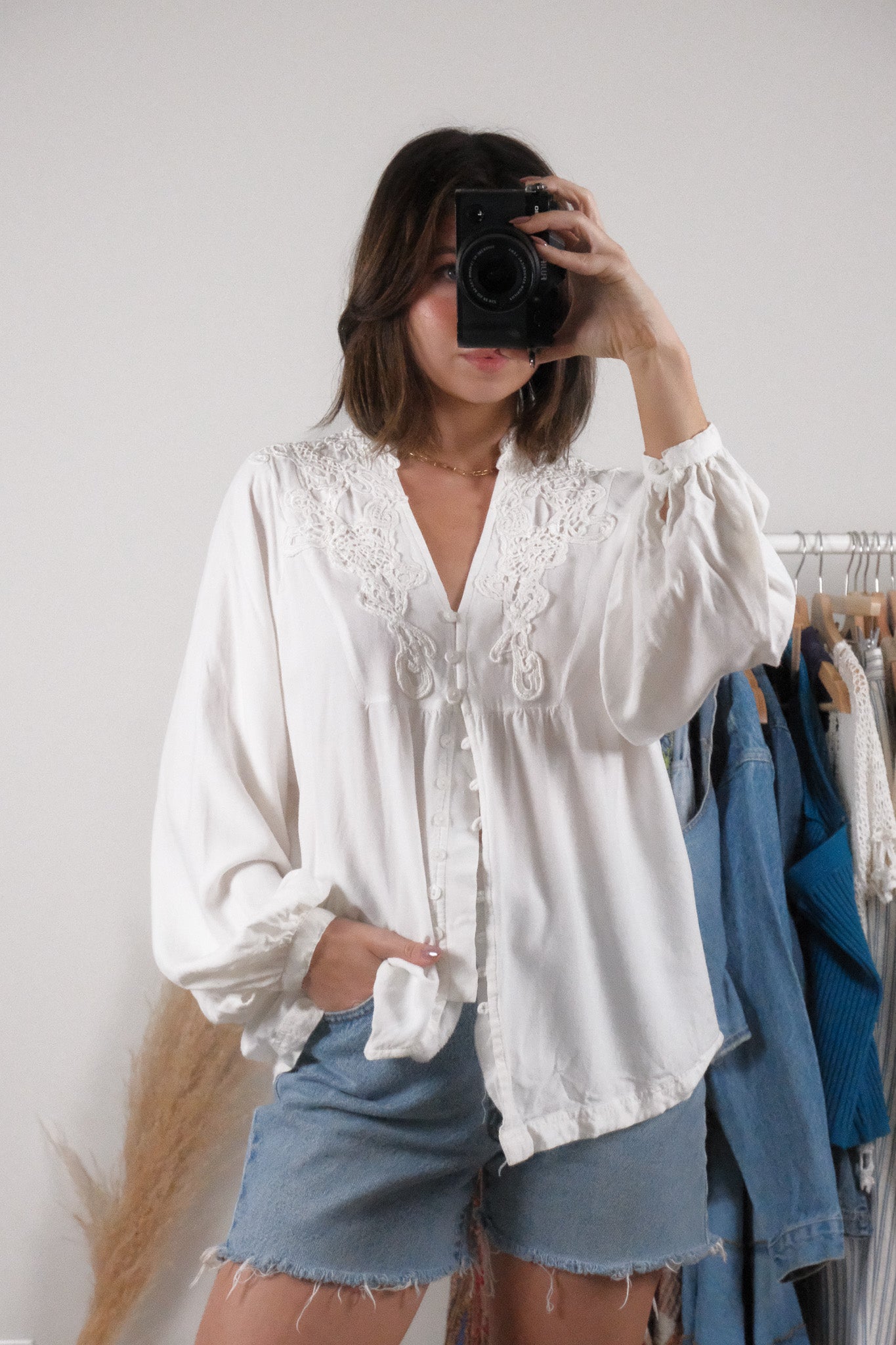 Vintage x Lace Ballon Sleeve Blouse (L/XL)