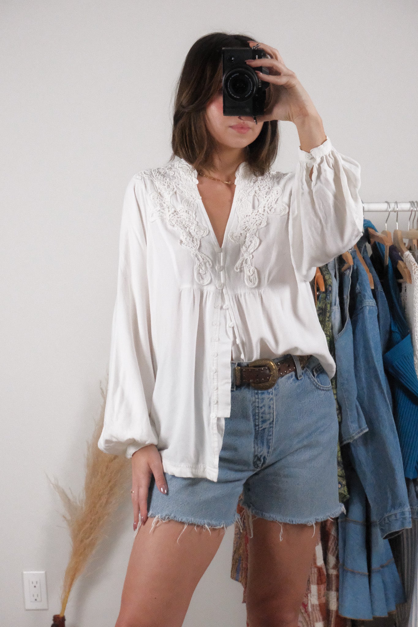 Vintage x Lace Ballon Sleeve Blouse (L/XL)