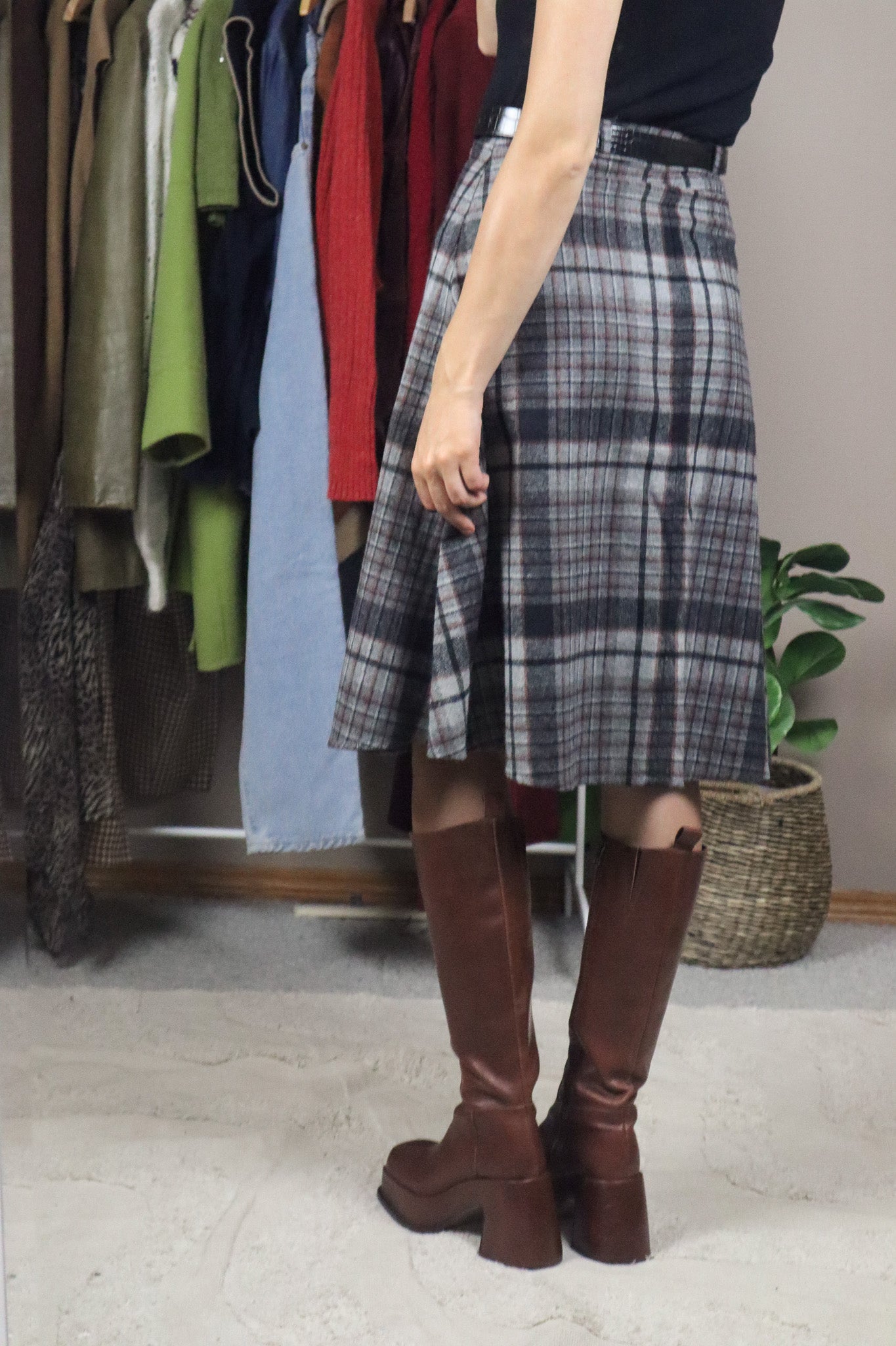 Made in Canada x Vintage x 70s Wool Blend Plaid Skirt (XS)