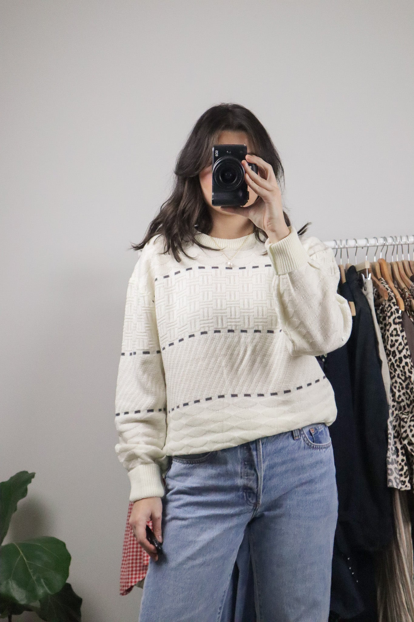 Made in Korea x Vintage x Textured Sweater (L/XL)
