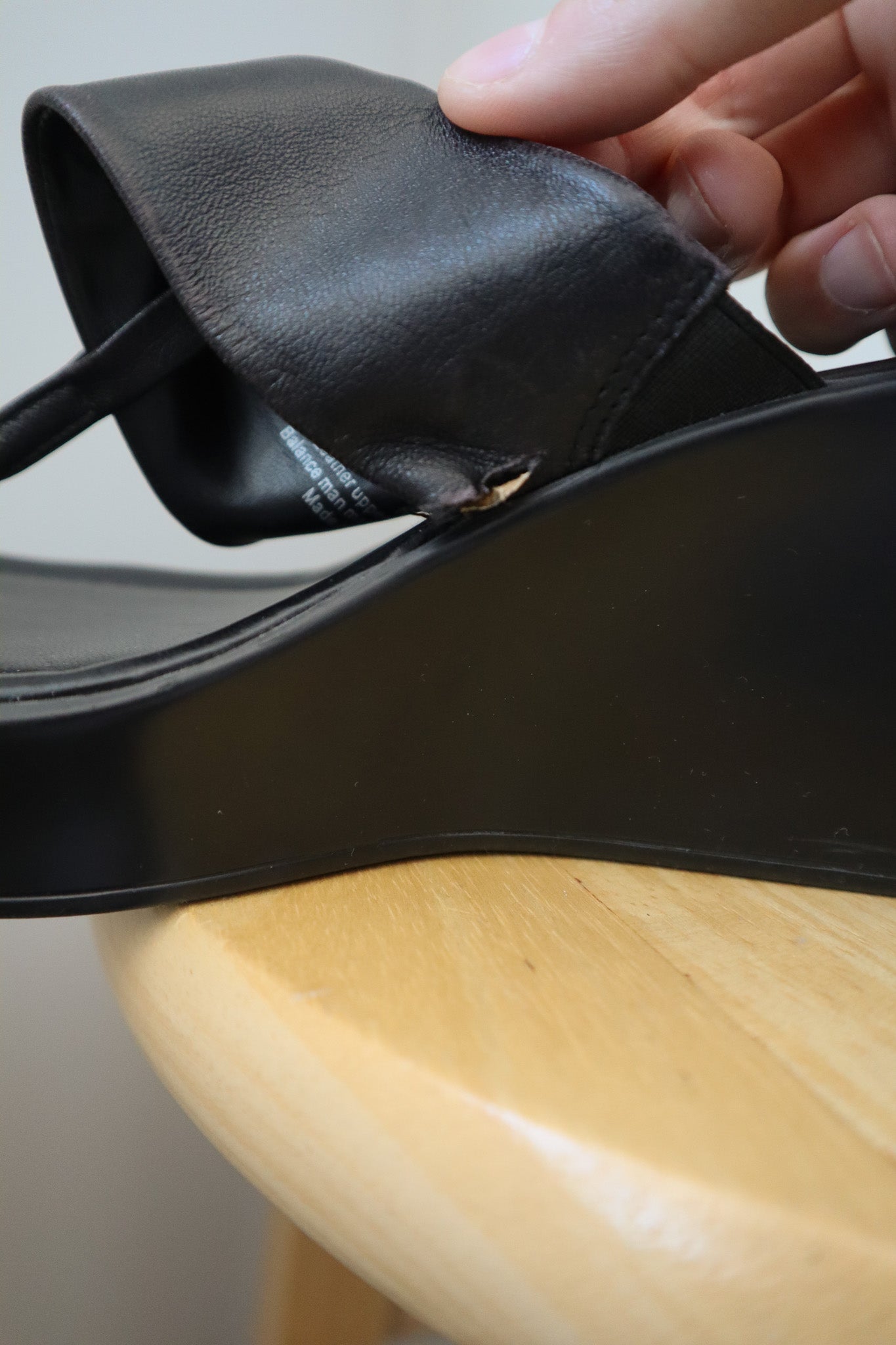 Vintage x Nine West Leather Platform Flip Flops (7/7.5)