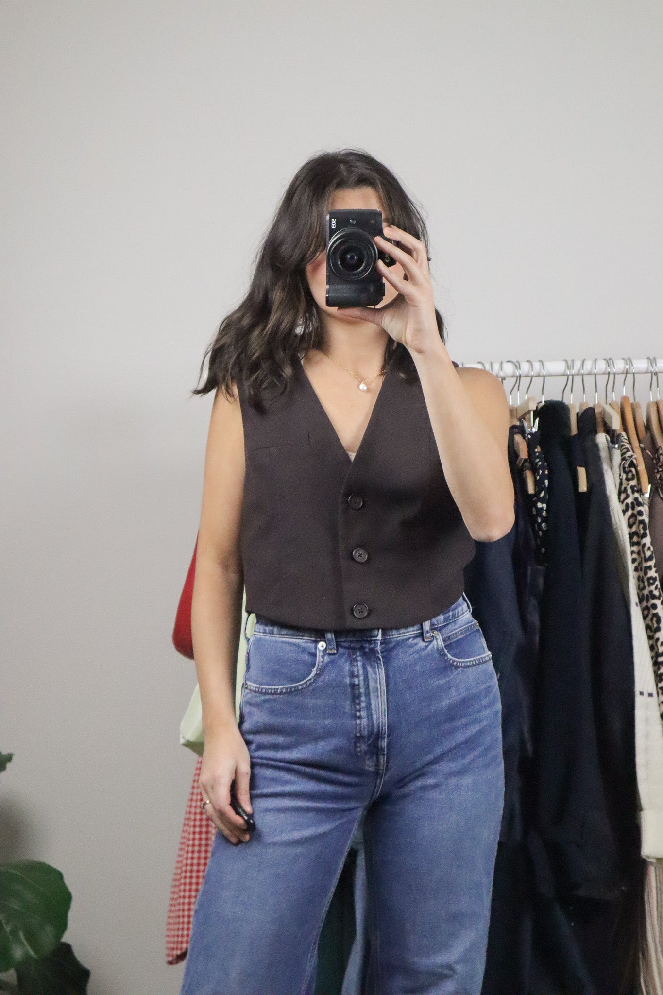 Modern x Cropped Vest (M)