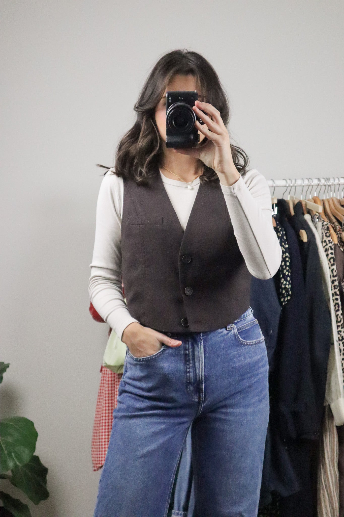 Modern x Cropped Vest (M)