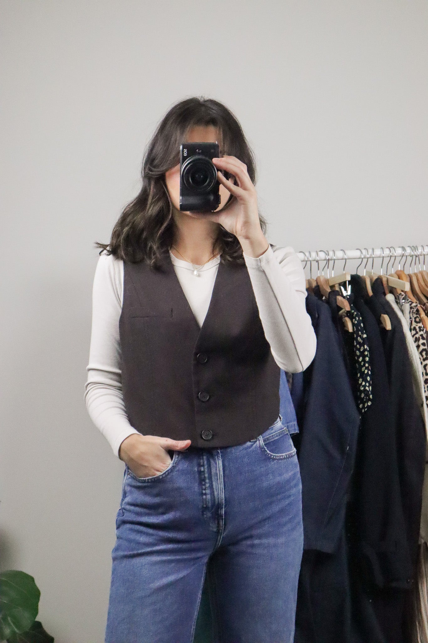 Modern x Cropped Vest (M)