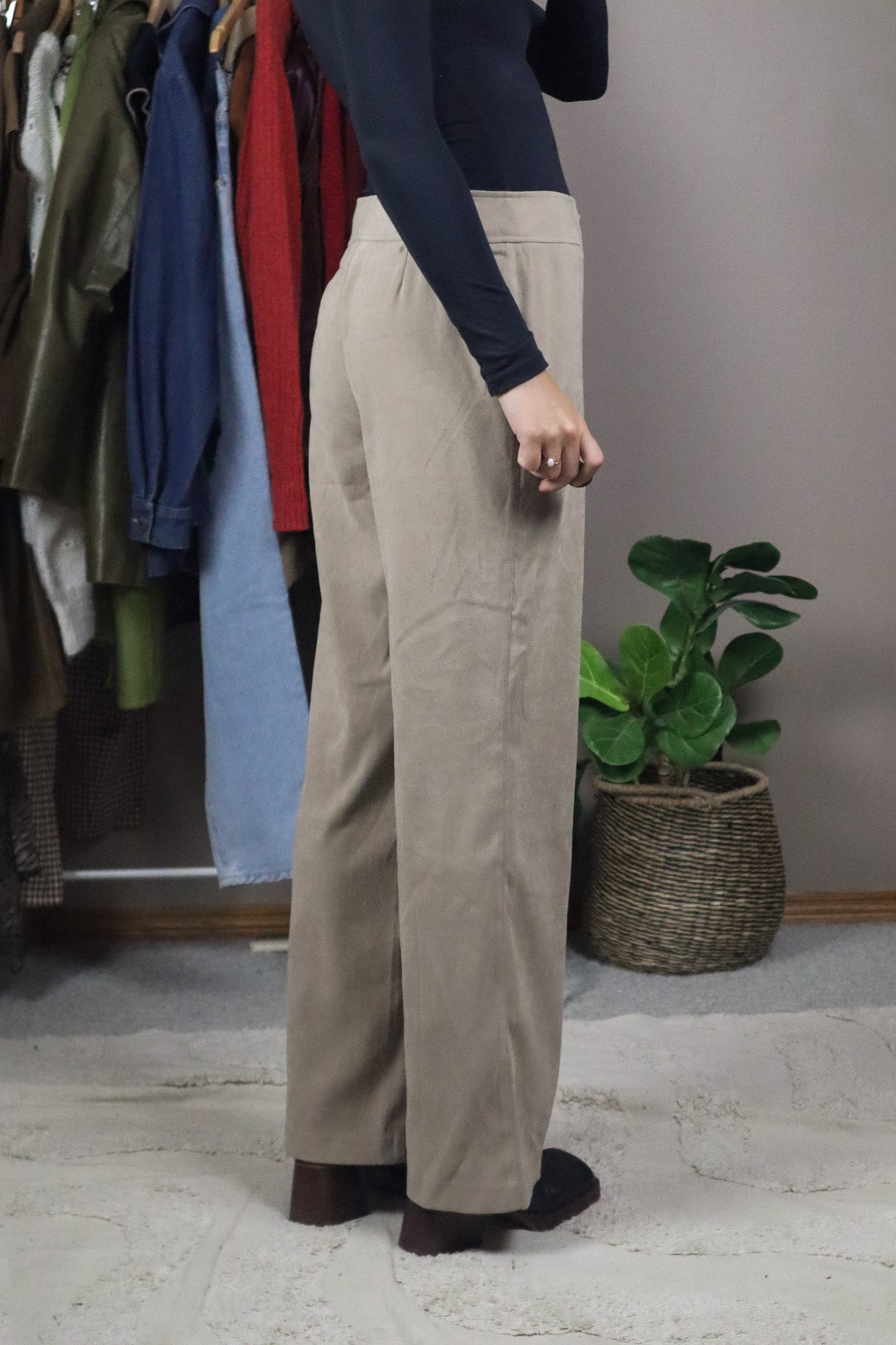Vintage x Faux Suede Pants (8)