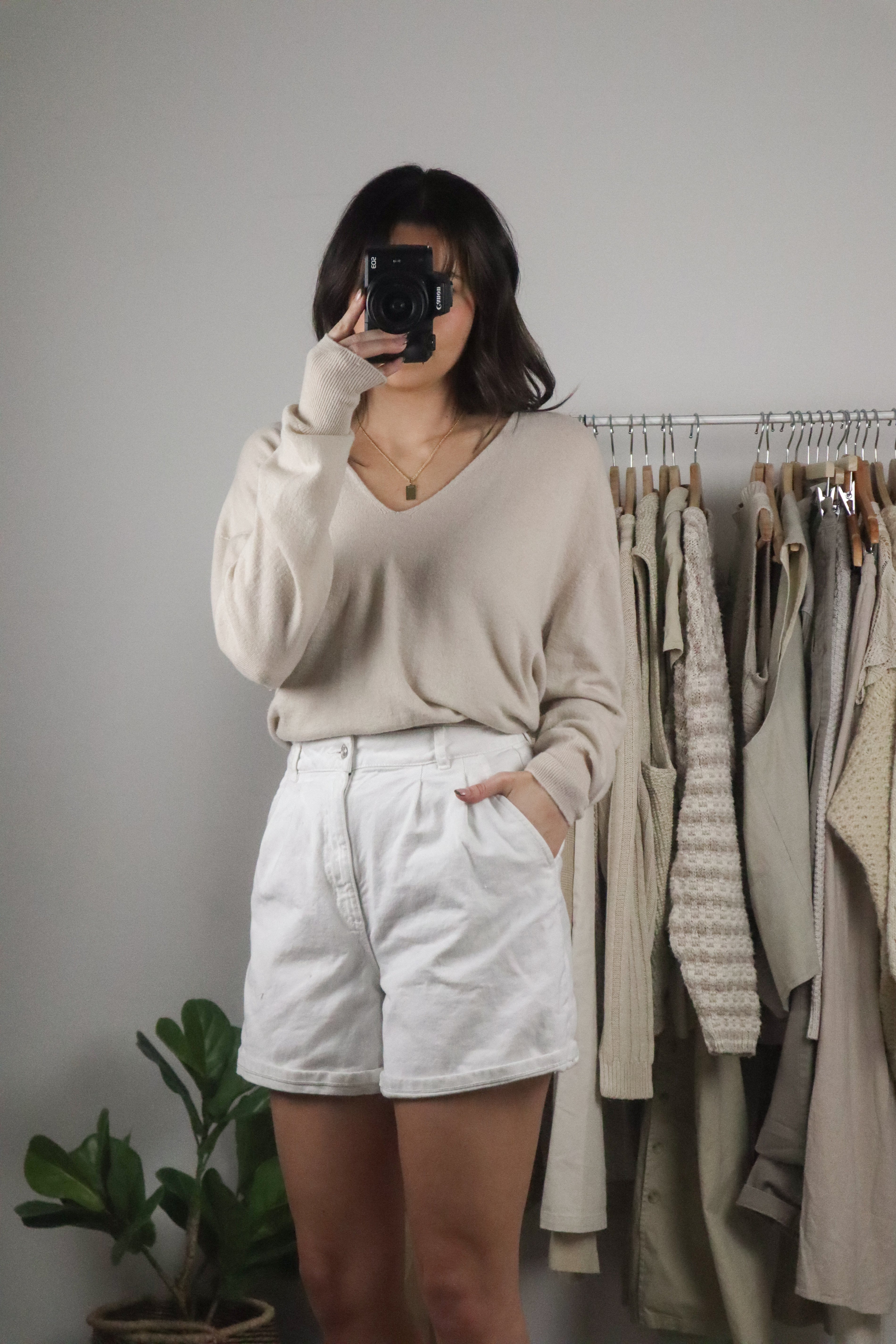 Modern x V-Neck Sweater (M/L)
