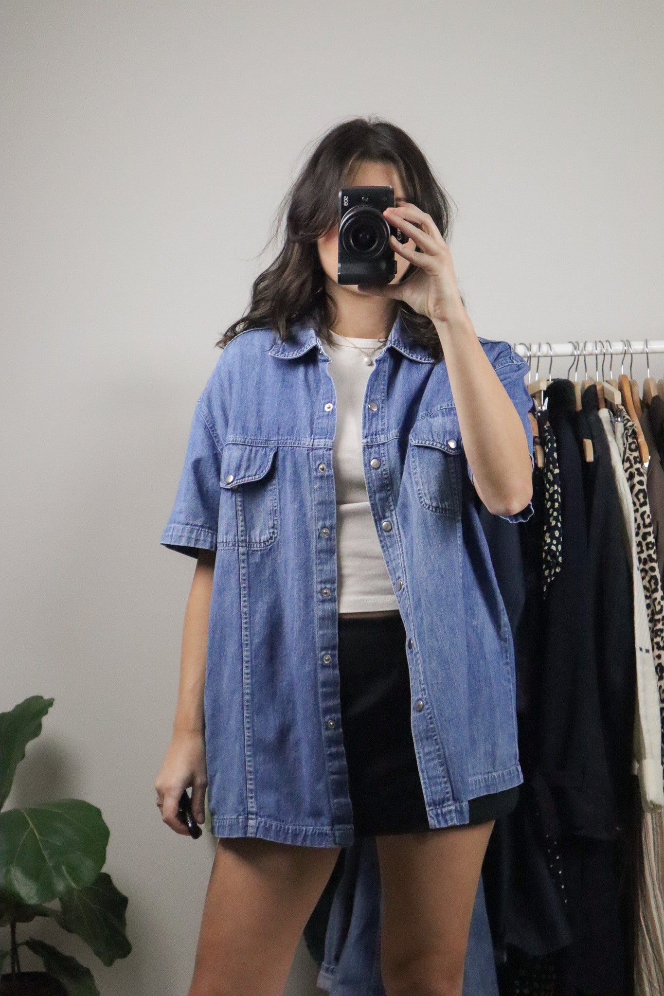 Vintage x Denim Short-Sleeve Button Up (L-XL)