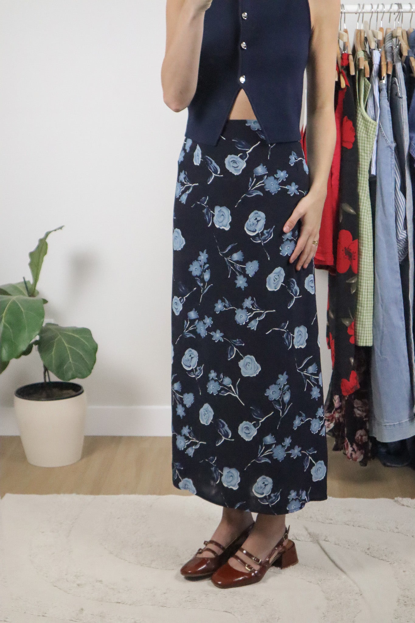 Made in Canada x Vintage x Floral Maxi Skirt (10/12)