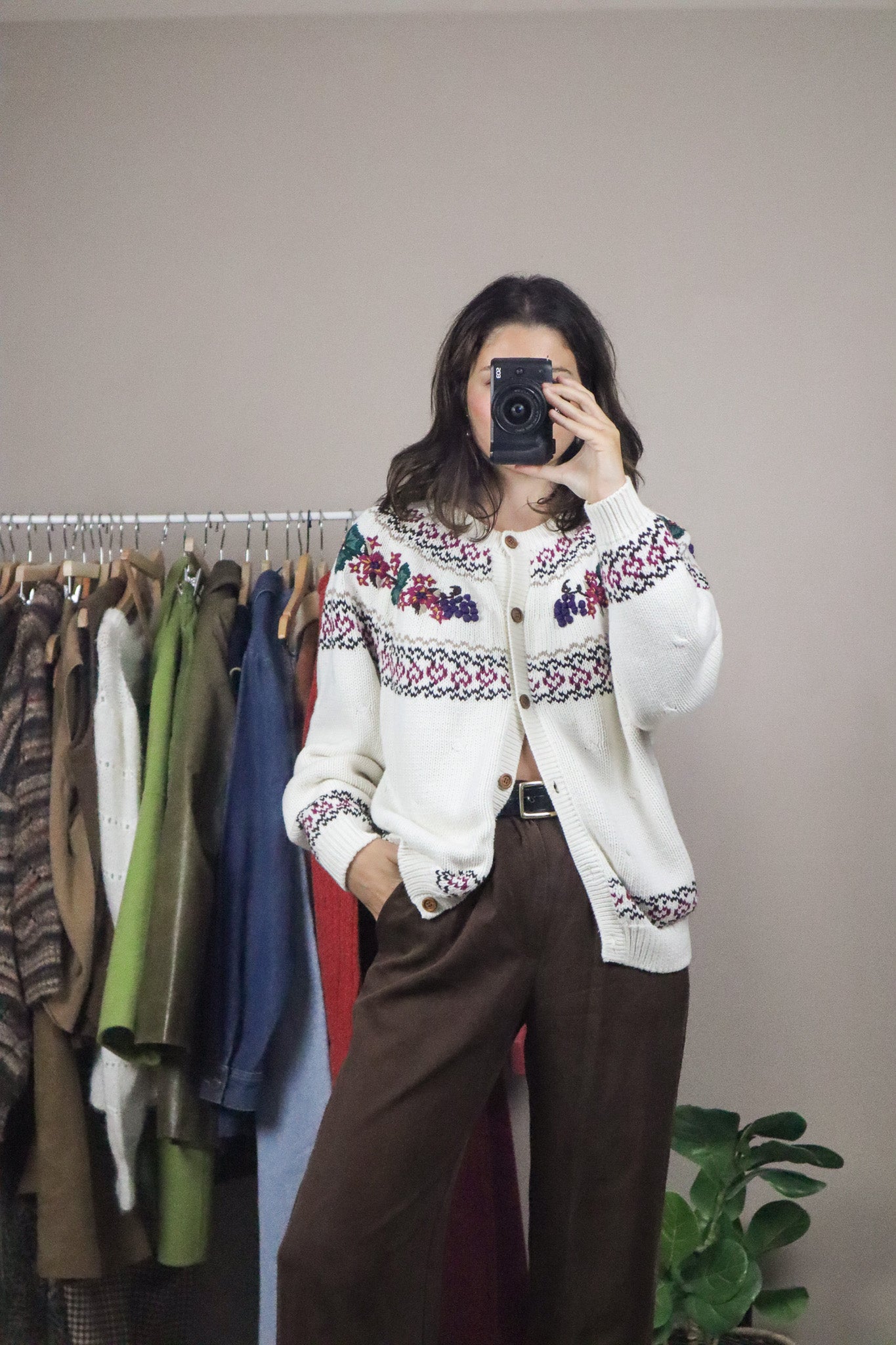 Vintage x Embroidered Cardigan (L)