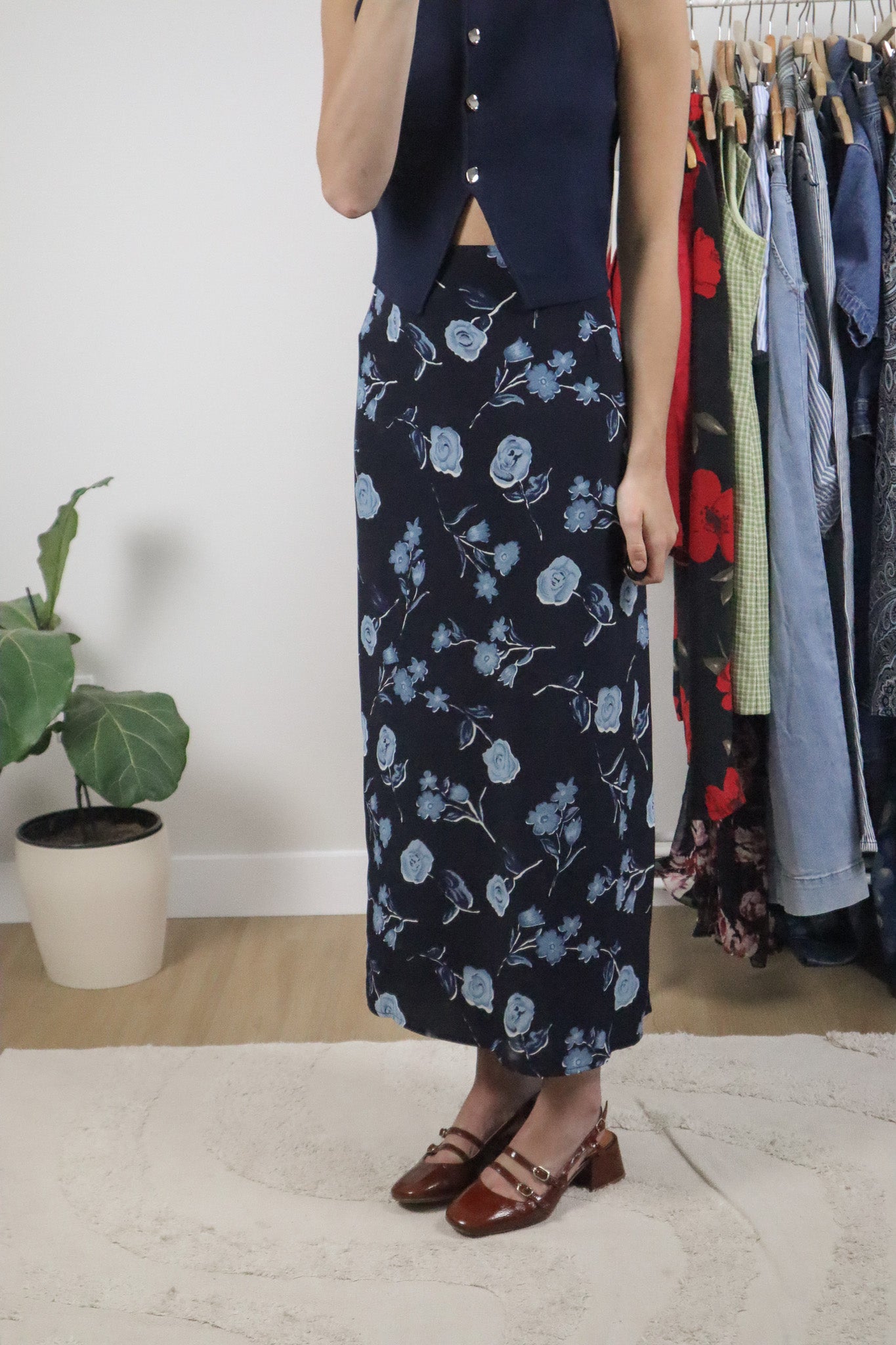 Made in Canada x Vintage x Floral Maxi Skirt (10/12)
