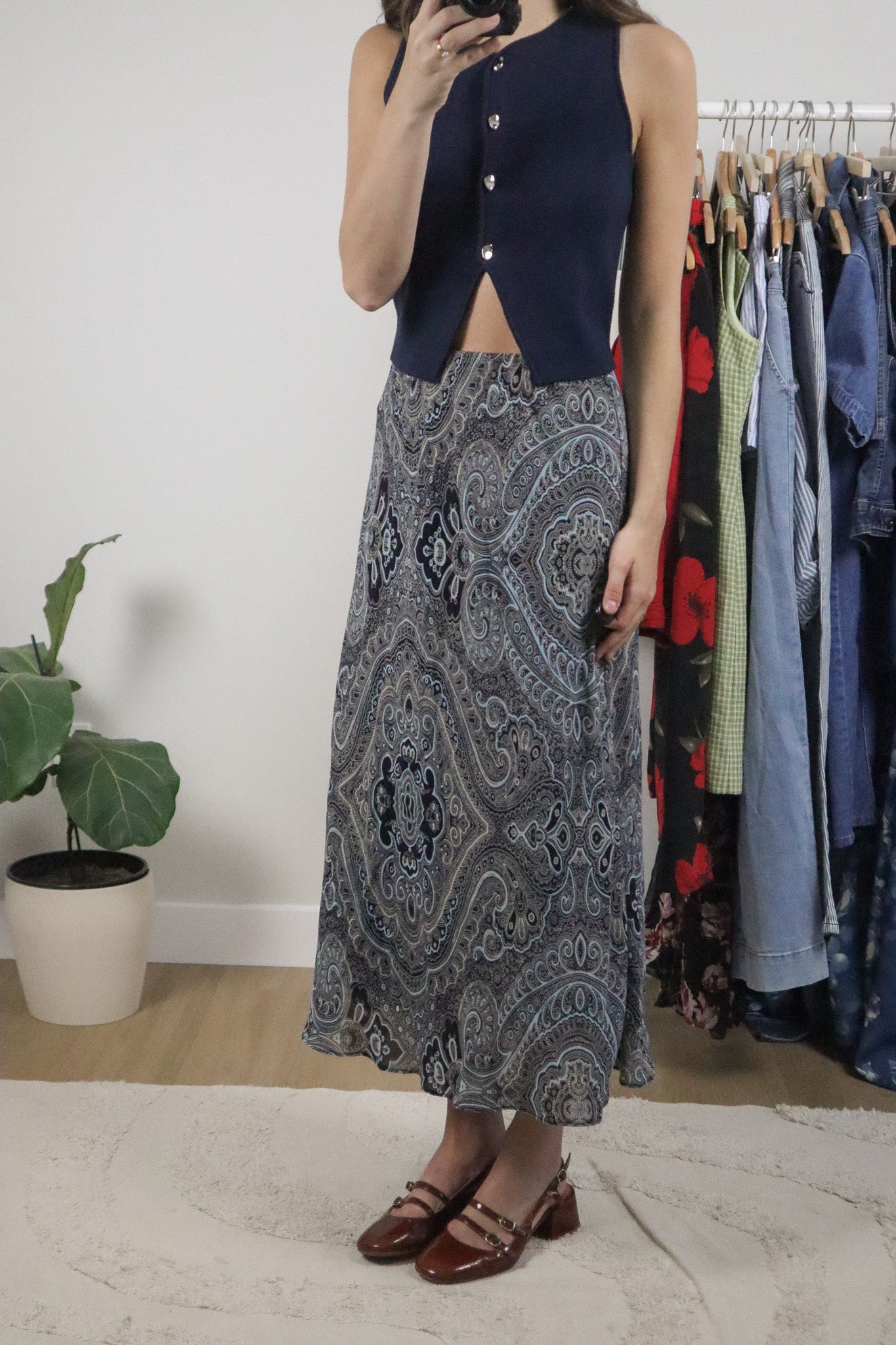 Made in Canada x Vintage x Patterned Maxi Skirt (8/10)