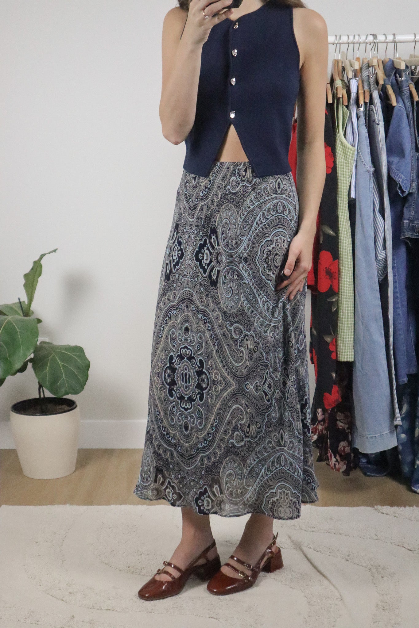 Made in Canada x Vintage x Patterned Maxi Skirt (8/10)