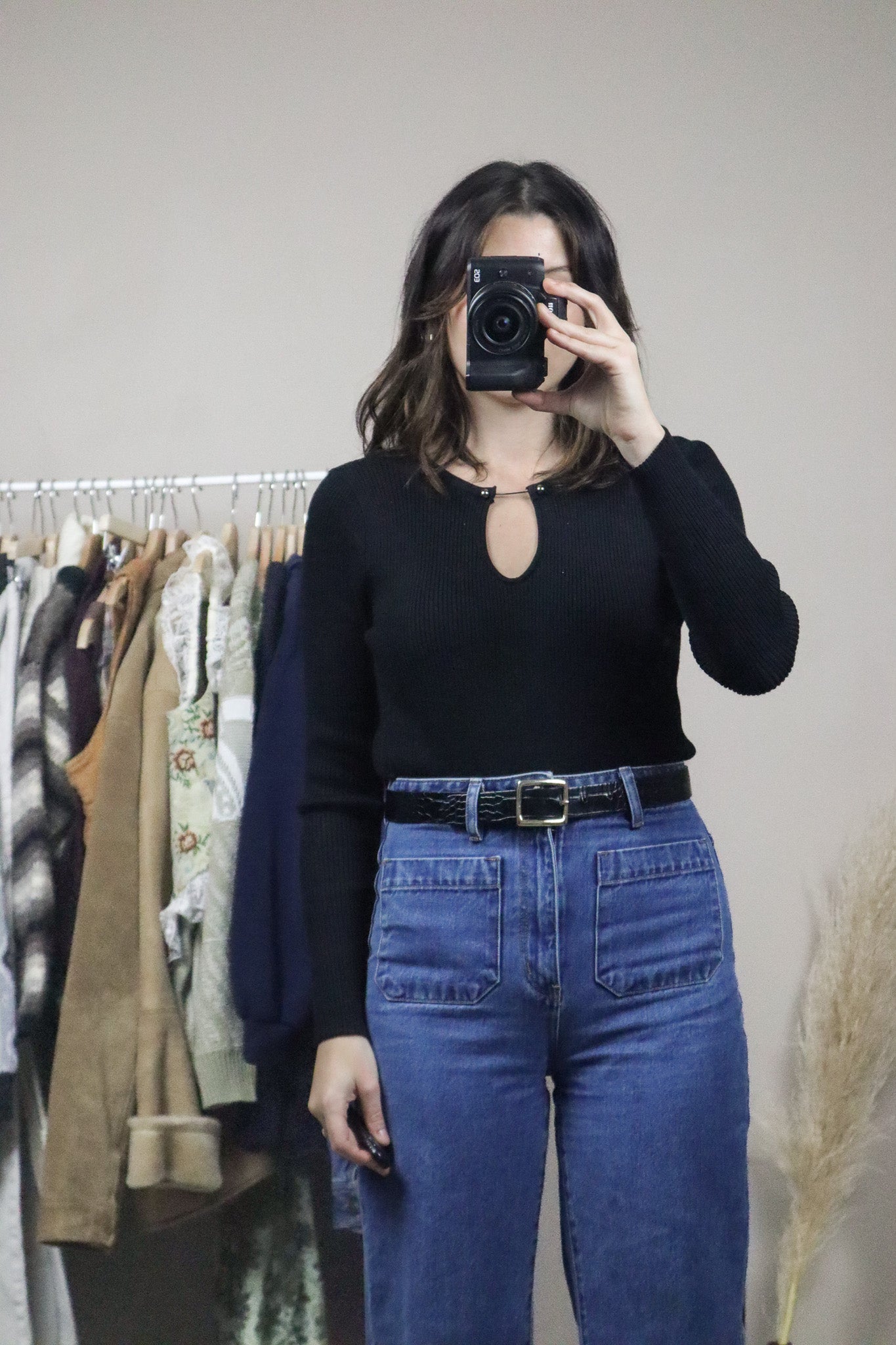 Vintage x Keyhole Long-Sleeve (S/M)