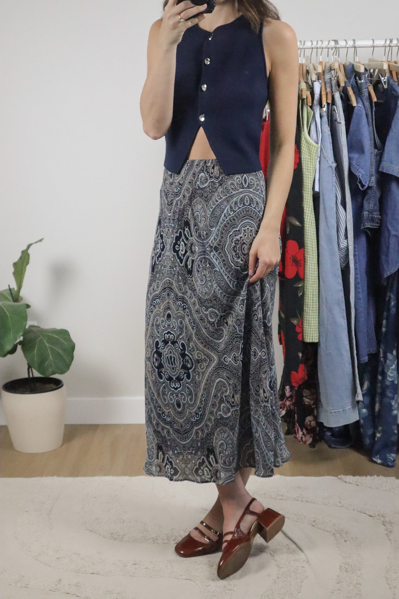 Made in Canada x Vintage x Patterned Maxi Skirt (8/10)