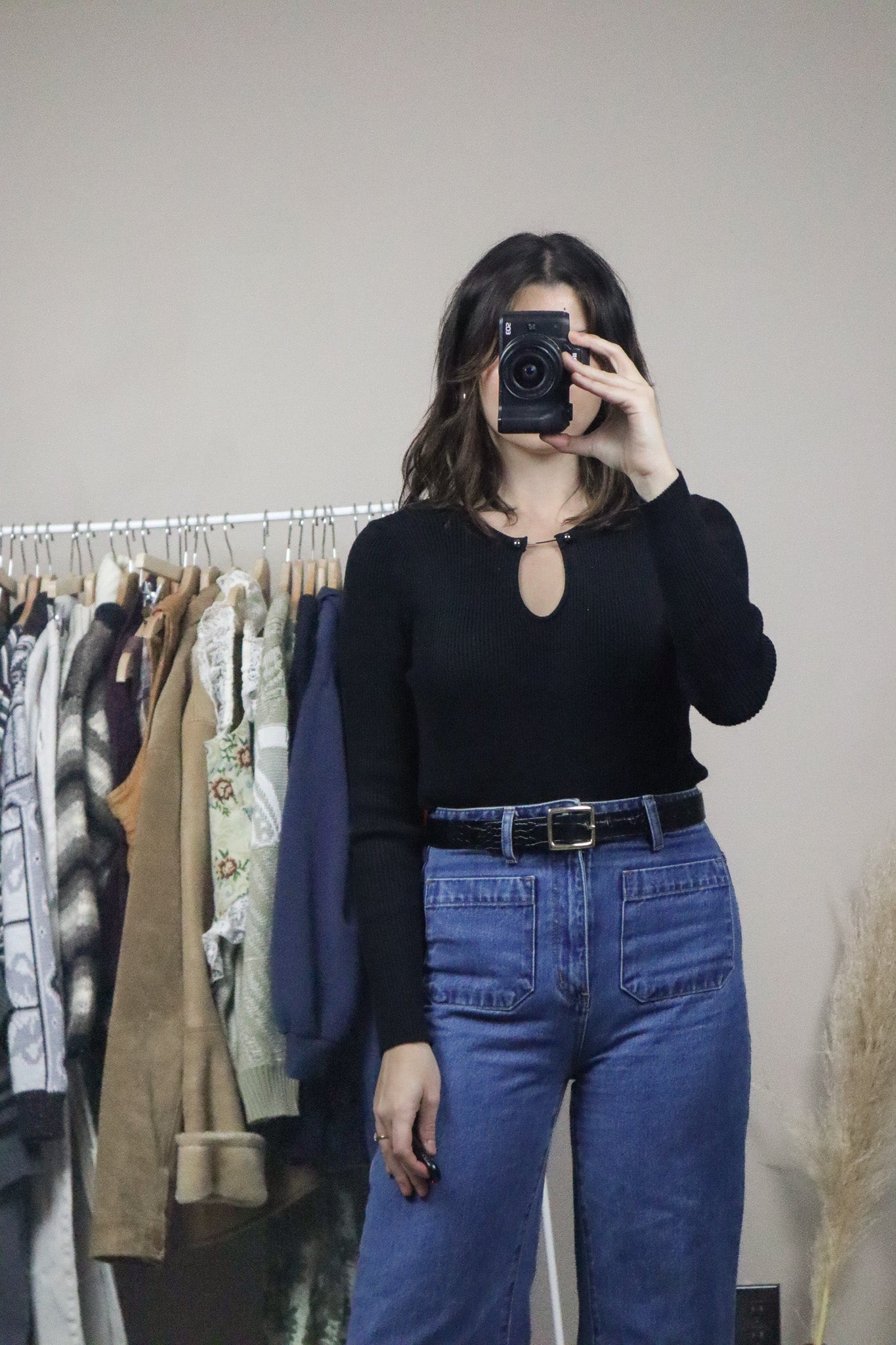 Vintage x Keyhole Long-Sleeve (S/M)