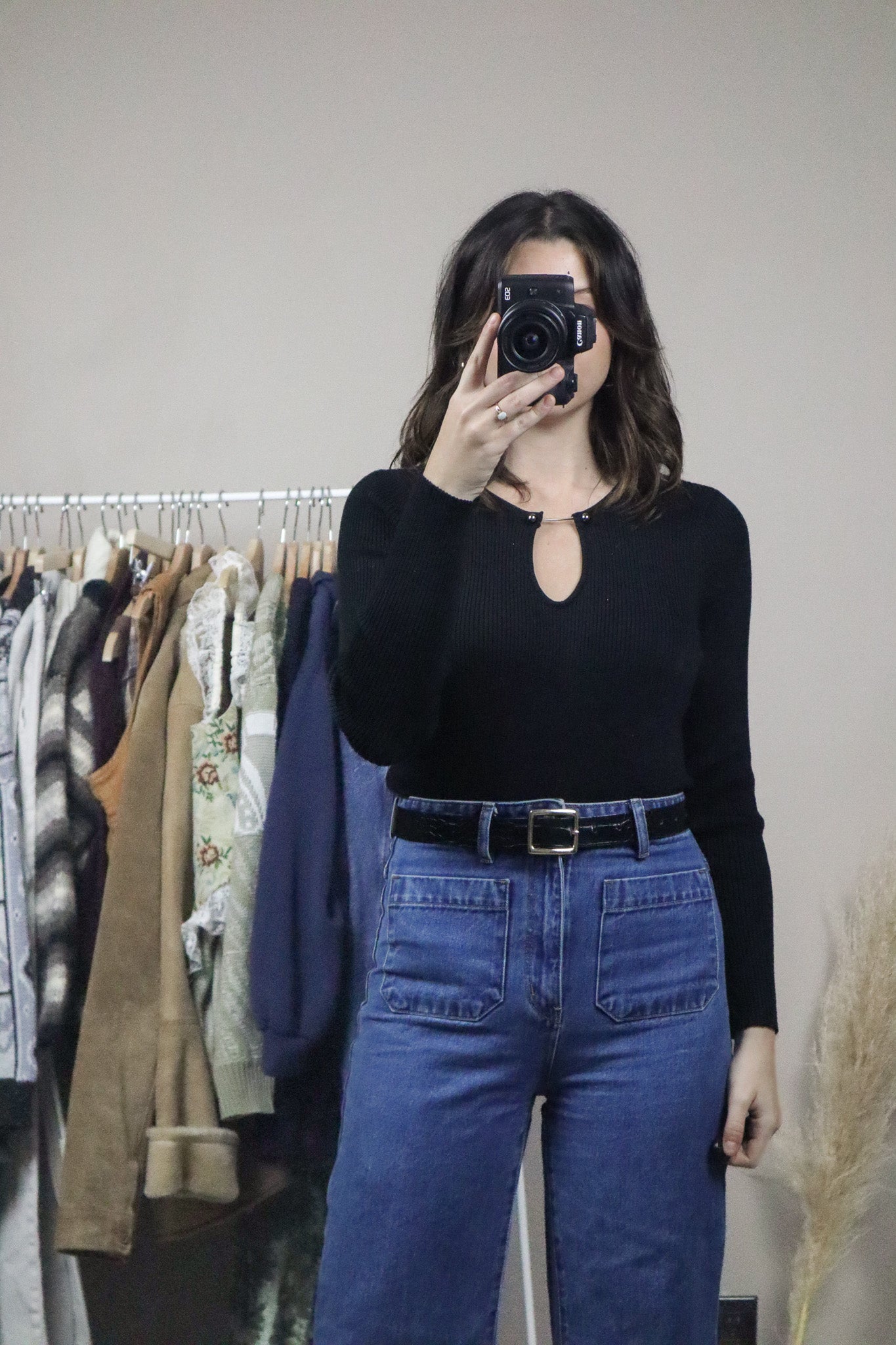Vintage x Keyhole Long-Sleeve (S/M)