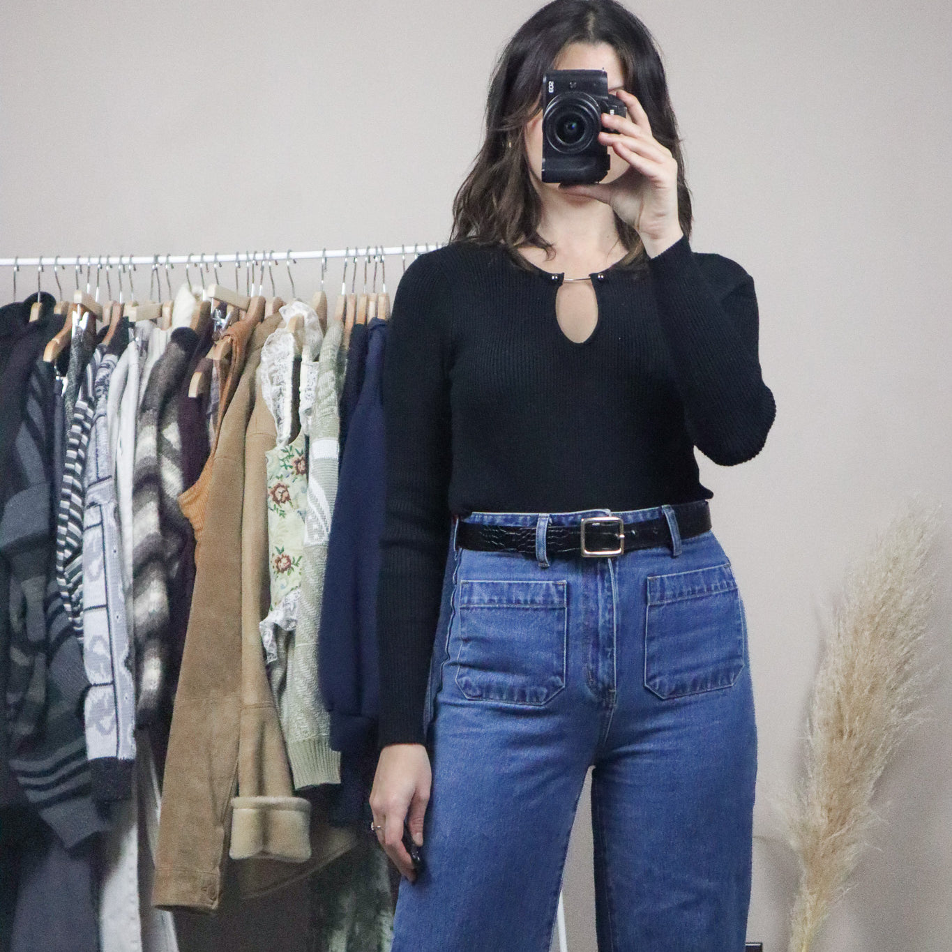 Vintage x Keyhole Long-Sleeve (S/M)