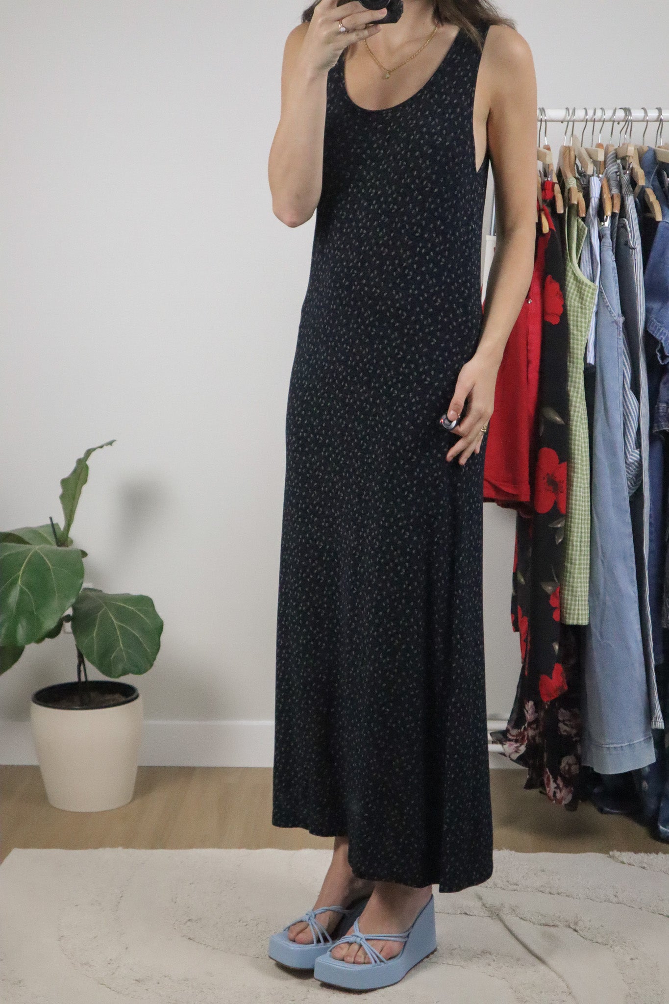 Made in Canada x Vintage x Club Monaco Floral Maxi Dress (S/M)