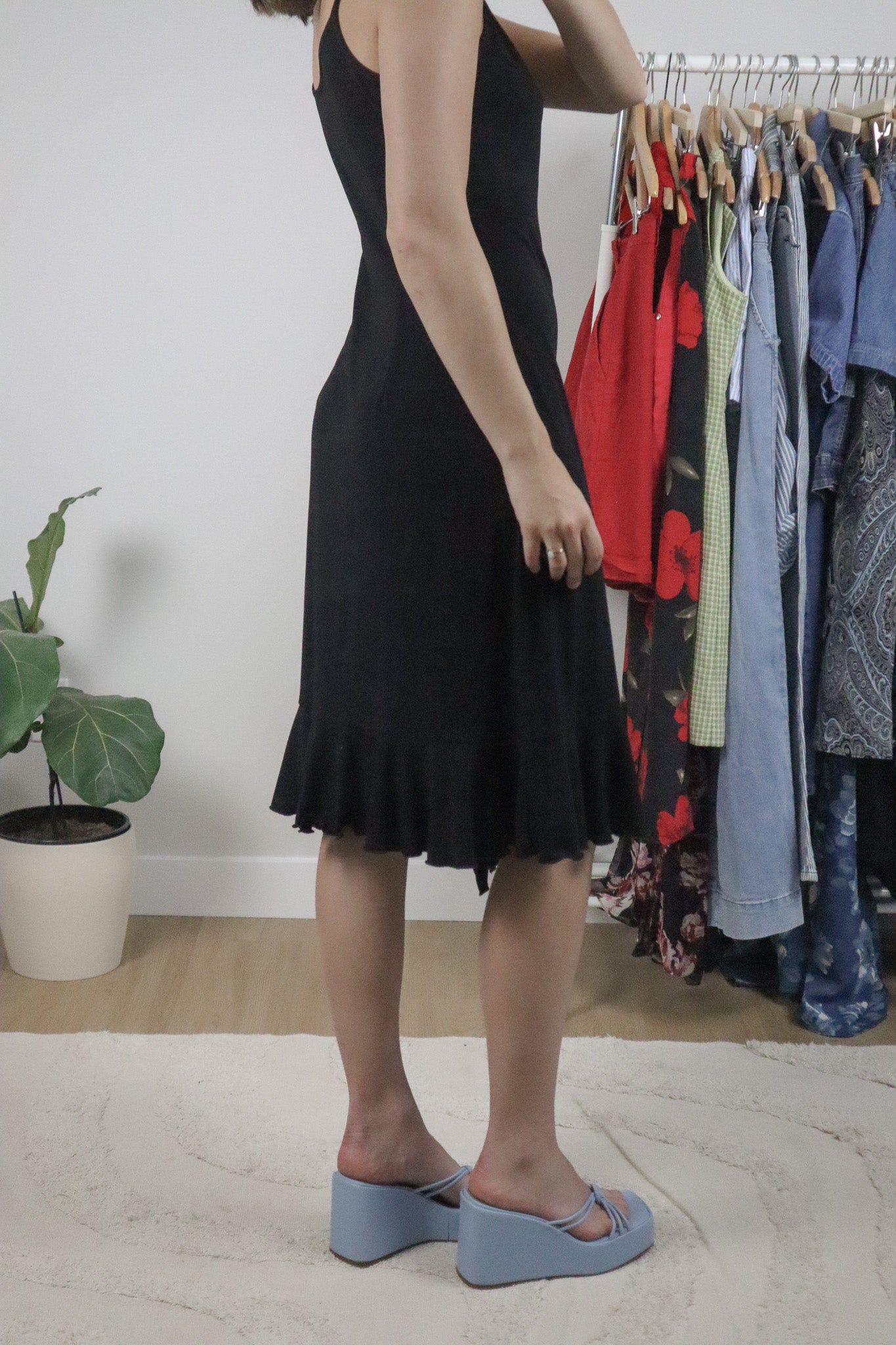 Made in Canada x Vintage x Midi Dress (8)