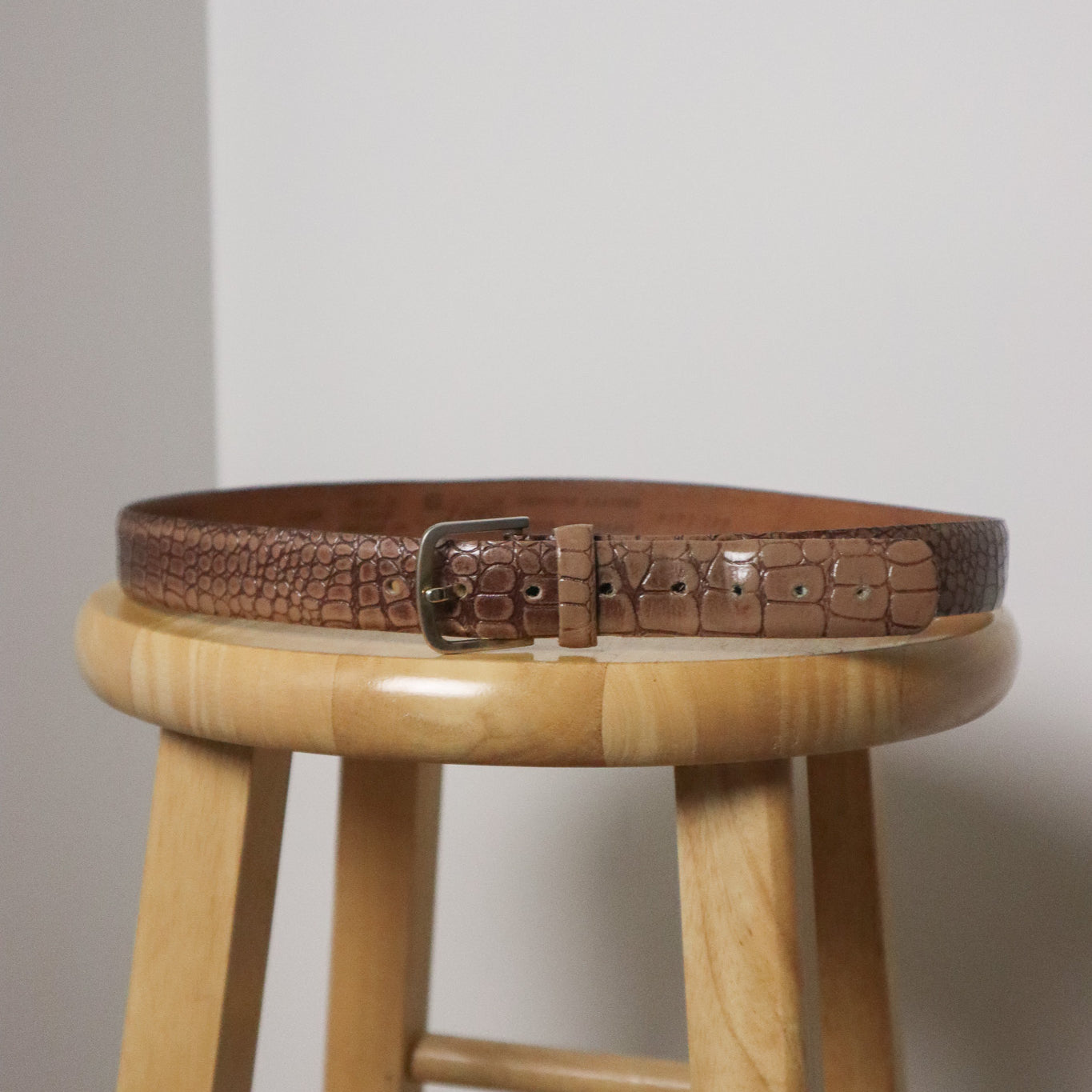 Made in Canada x Vintage x Faux Croc Leather Belt (S/M)