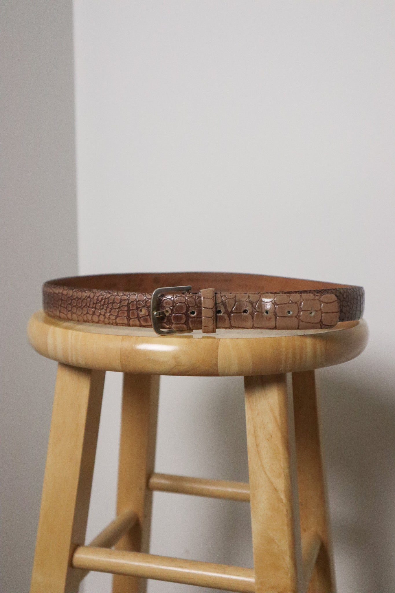 Made in Canada x Vintage x Faux Croc Leather Belt (S/M)