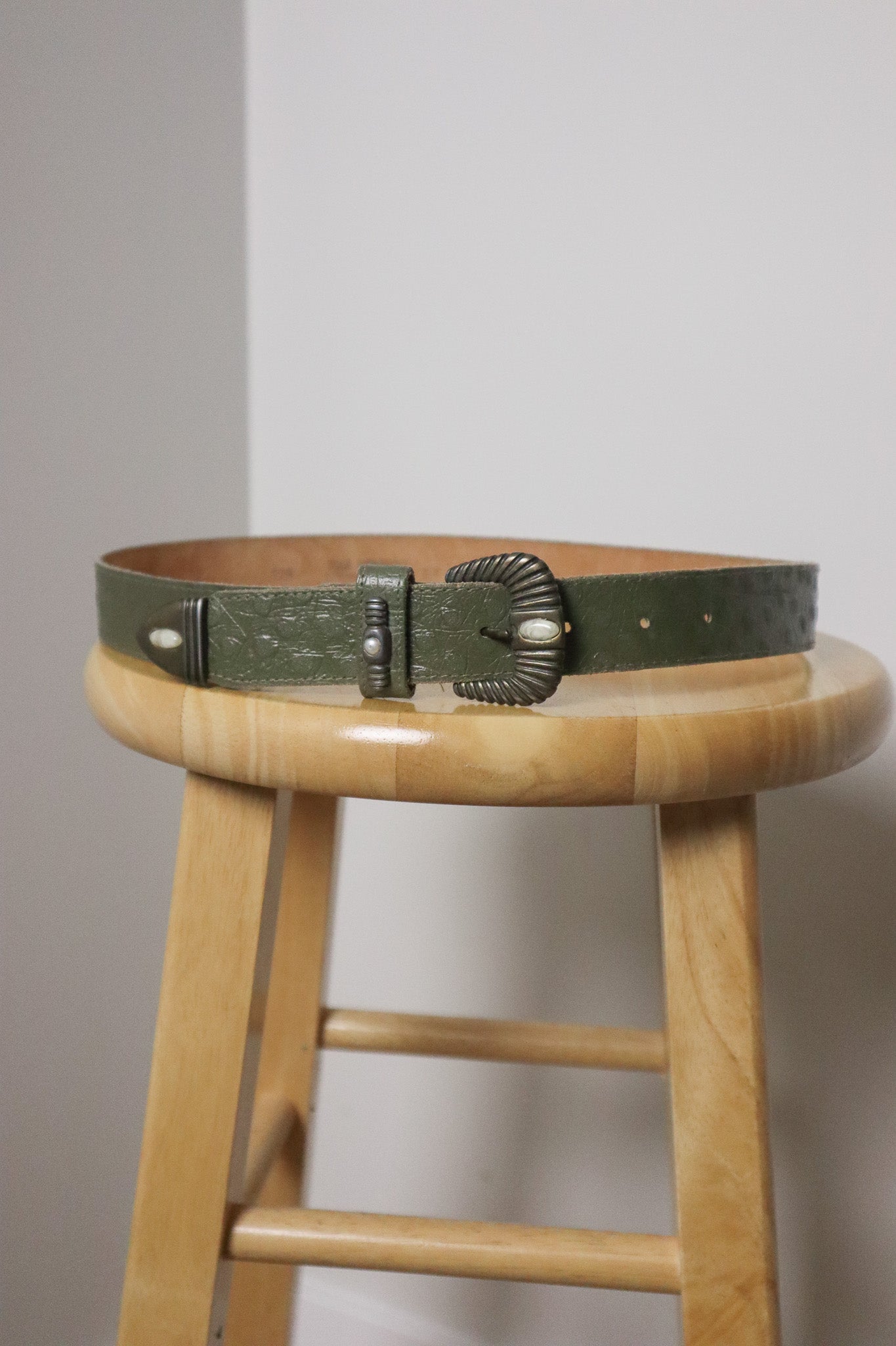 Made in Canada x Vintage x Leather Stone Belt (S)
