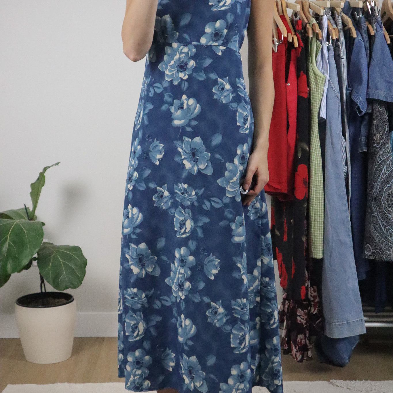Vintage x Floral Maxi Dress (8)