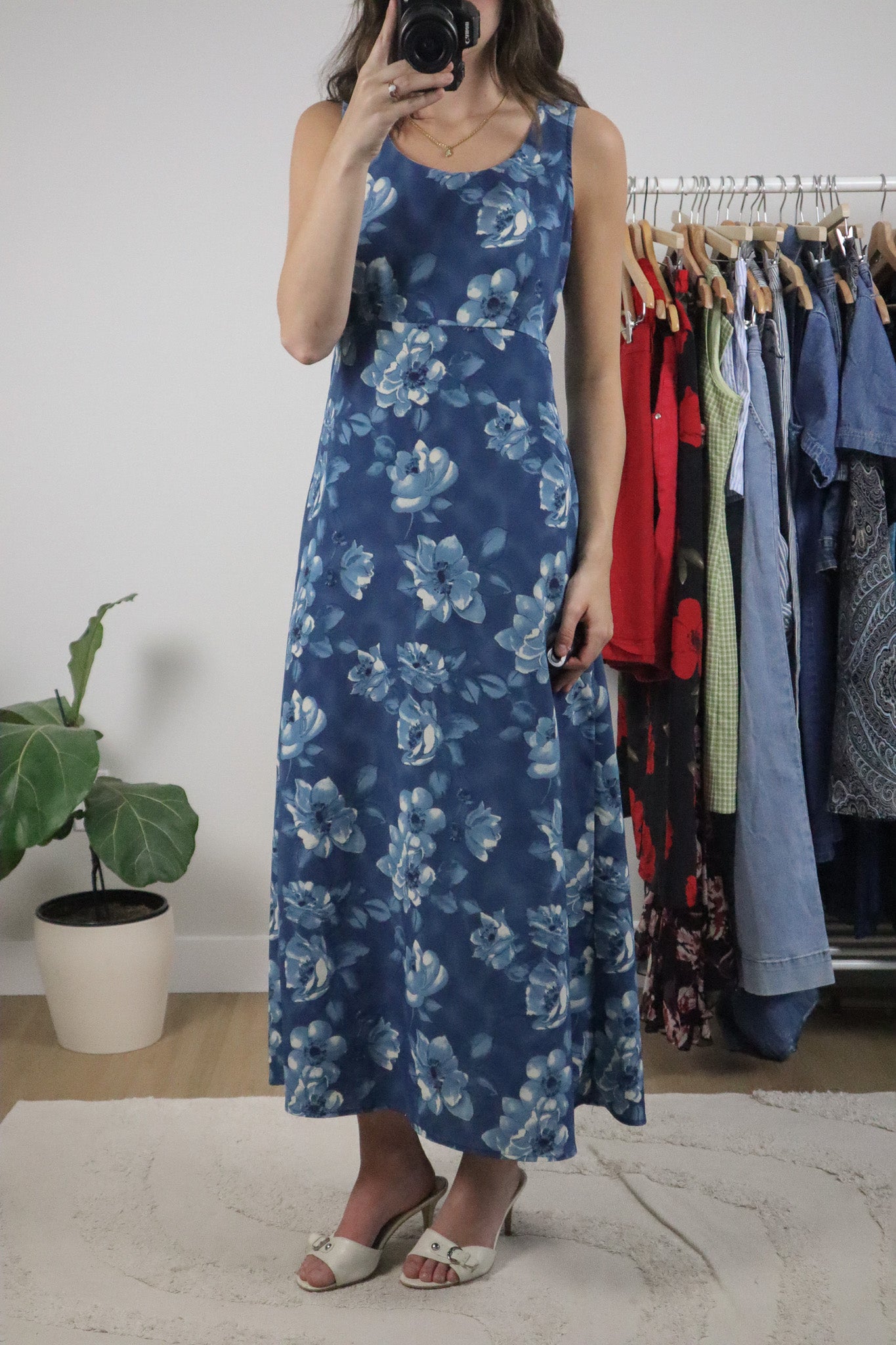 Vintage x Floral Maxi Dress (8)
