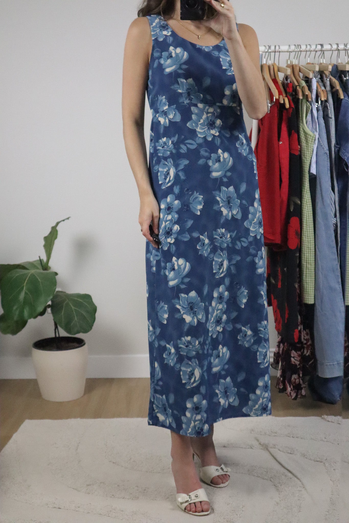 Vintage x Floral Maxi Dress (8)