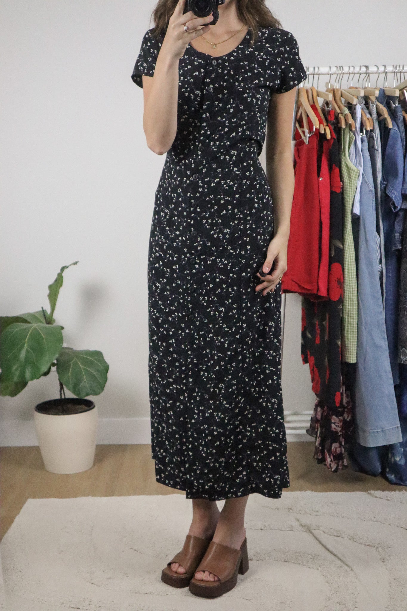 Made in Canada x Vintage x Floral Maxi Dress (6)