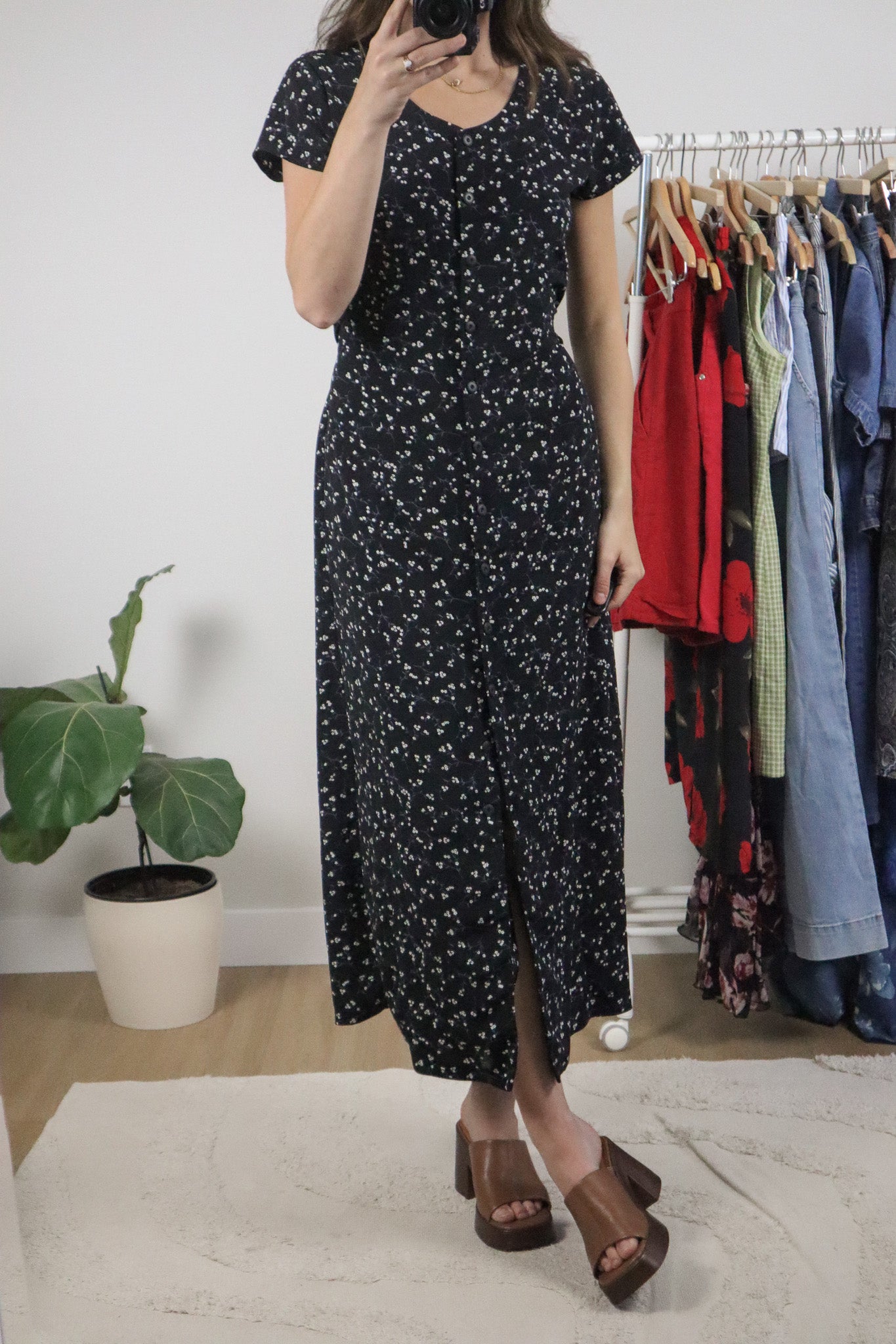 Made in Canada x Vintage x Floral Maxi Dress (6)