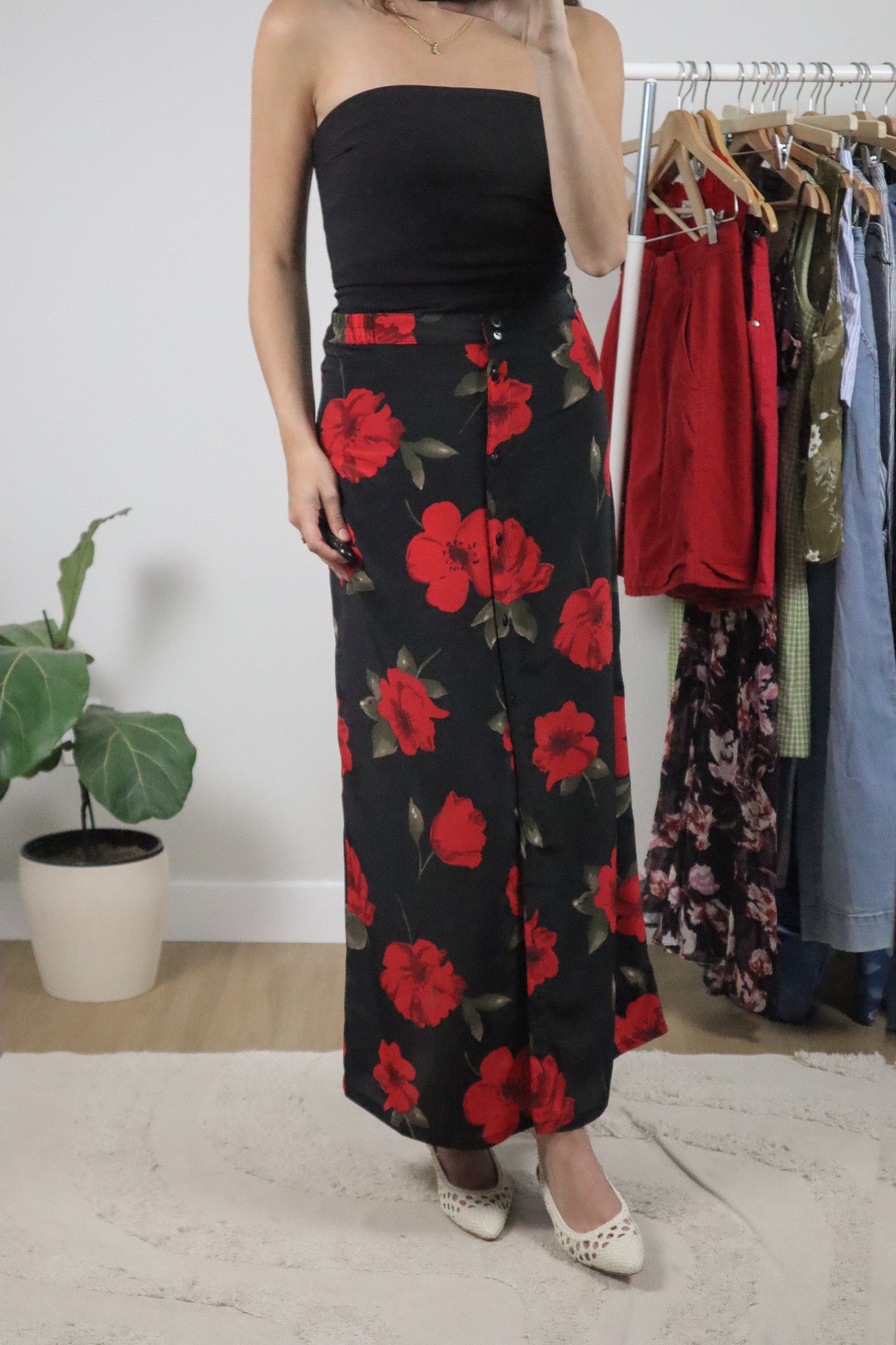 Vintage x Flower Button Maxi Skirt (L)