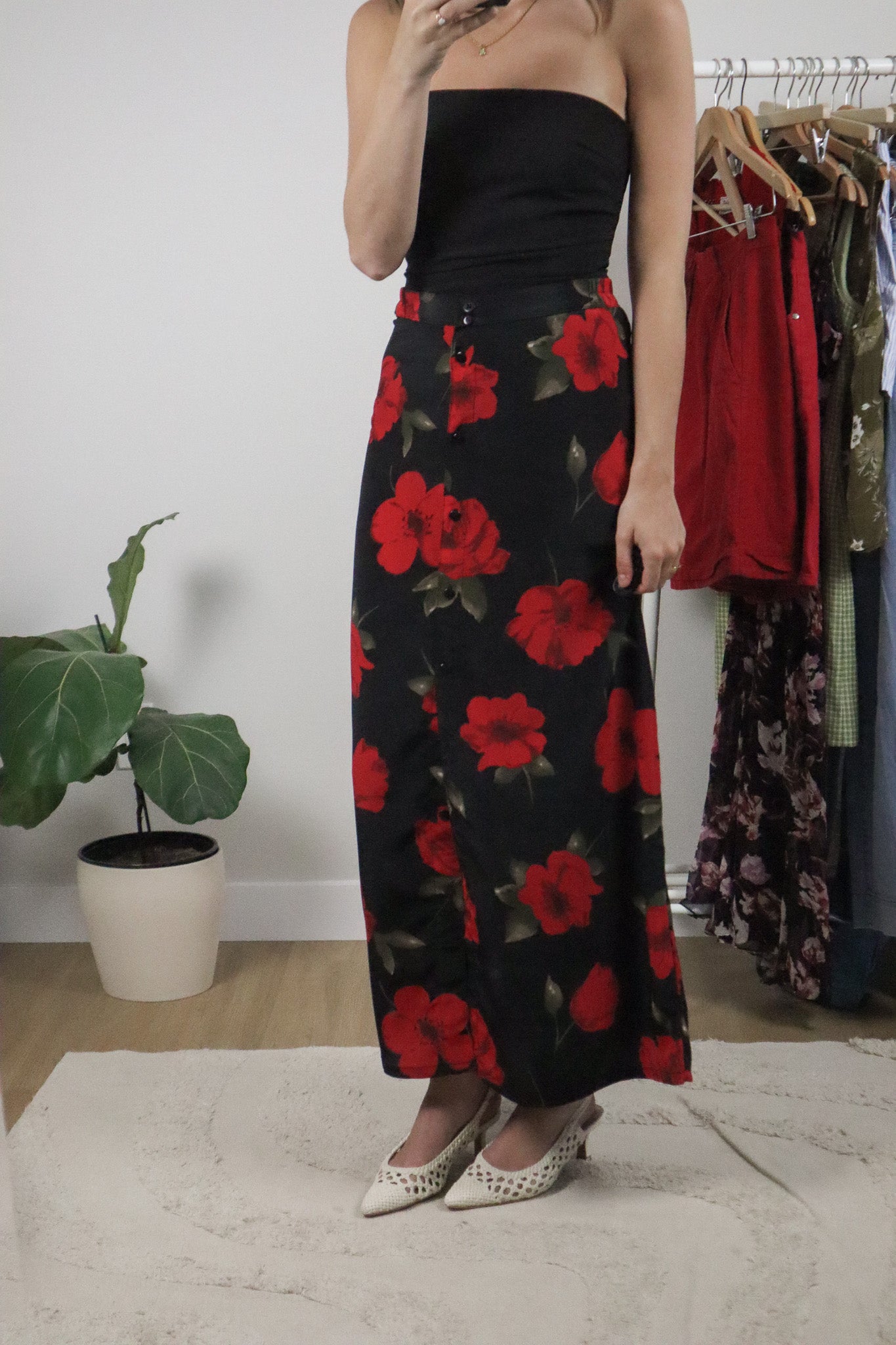 Vintage x Flower Button Maxi Skirt (L)