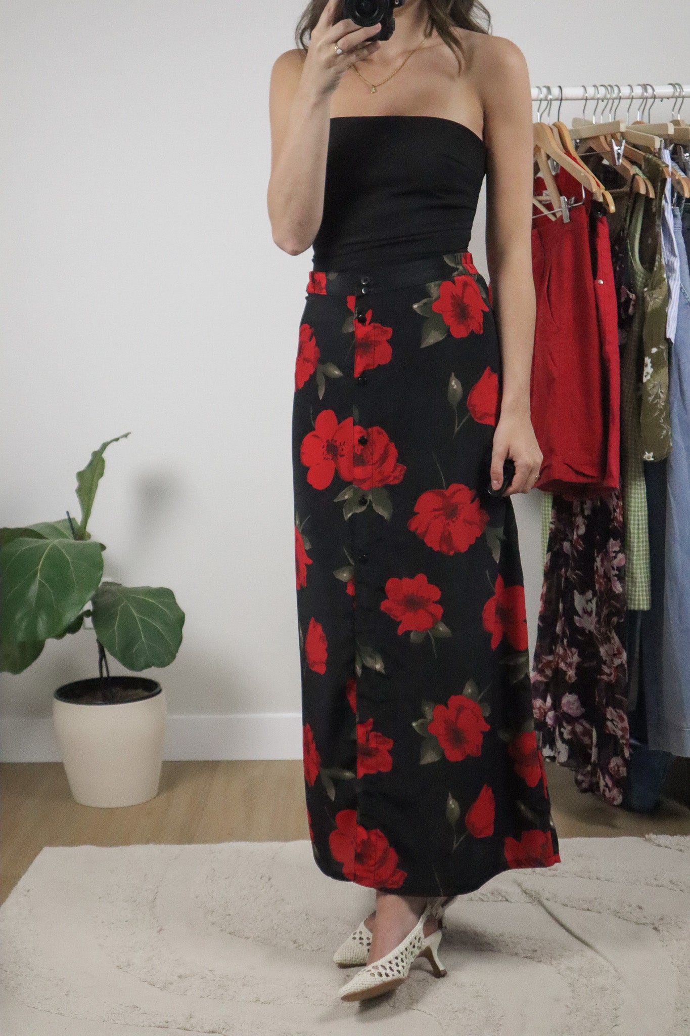 Vintage x Flower Button Maxi Skirt (L)