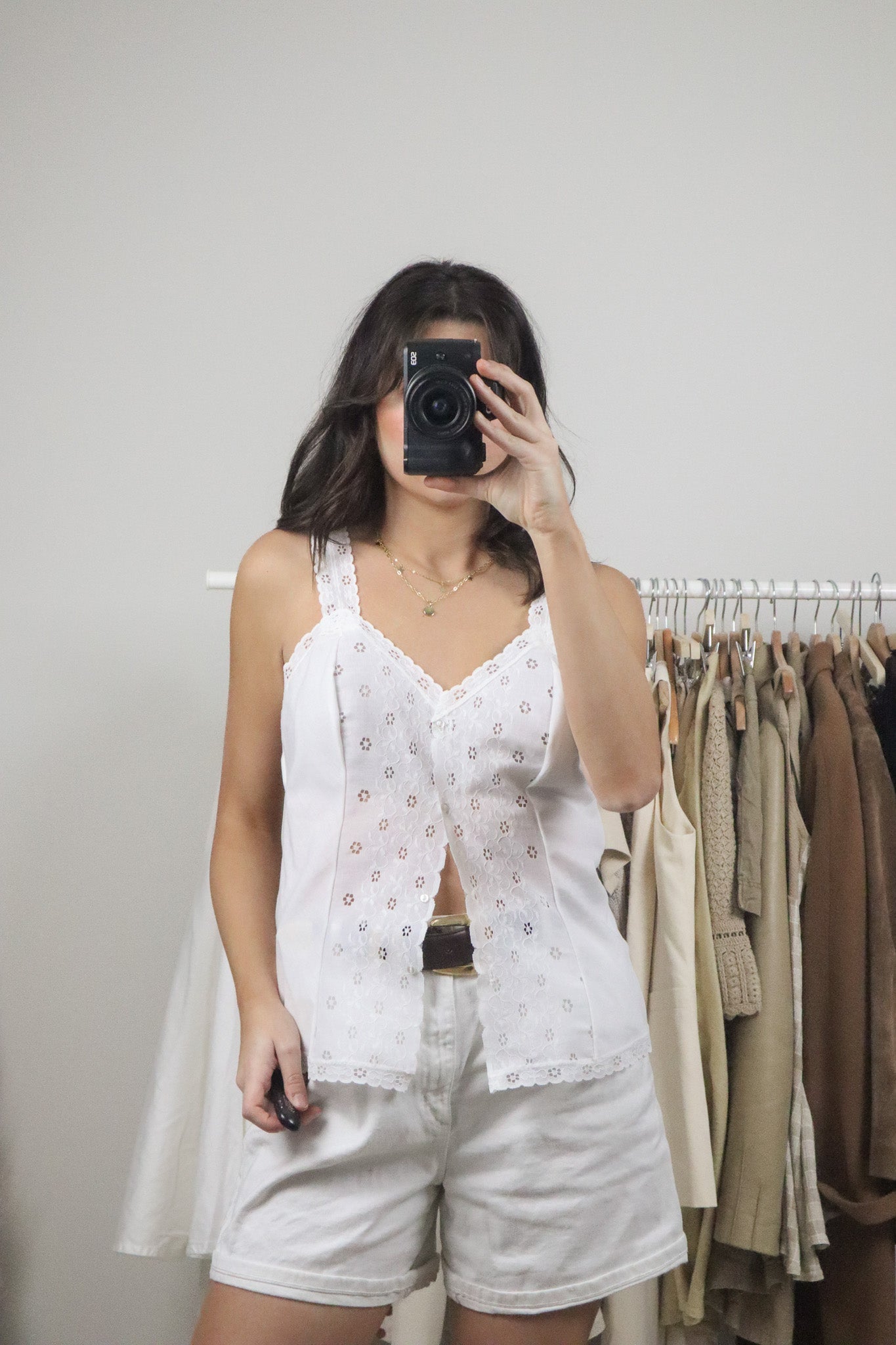 Made in Canada x Vintage x Eyelet Button Up Tank (M)