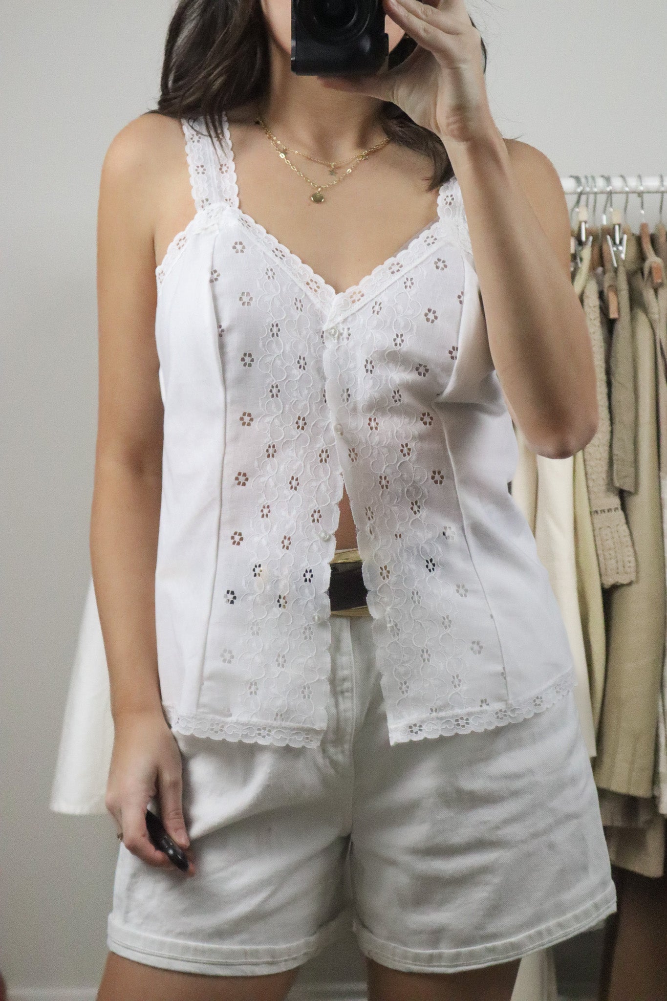 Made in Canada x Vintage x Eyelet Button Up Tank (M)