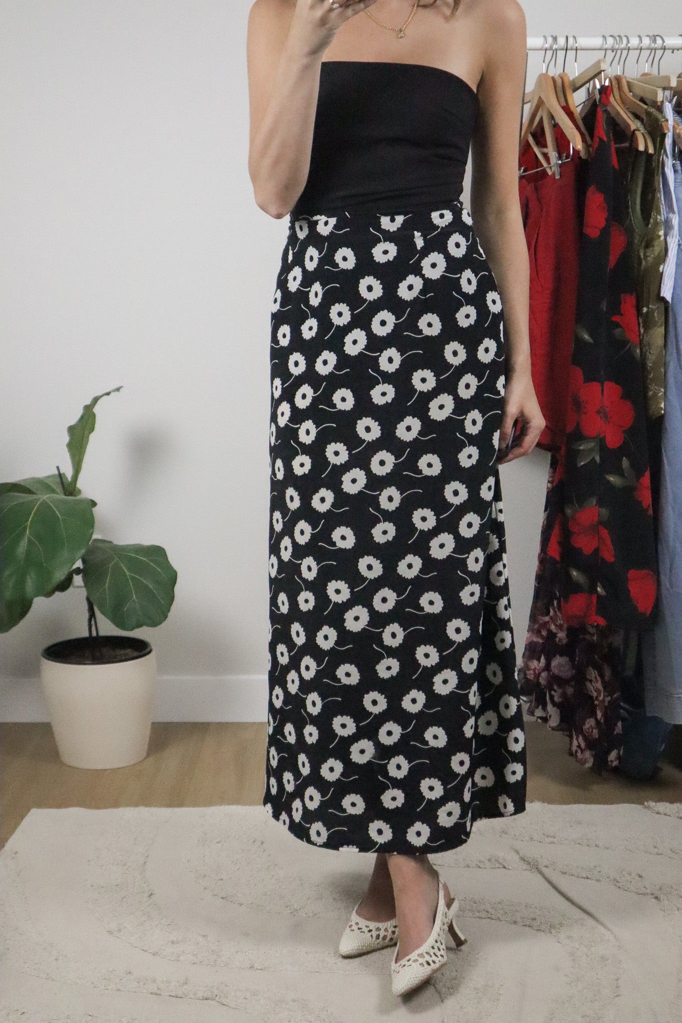 Made in Canada x Vintage x Flower Maxi Skirt (10)