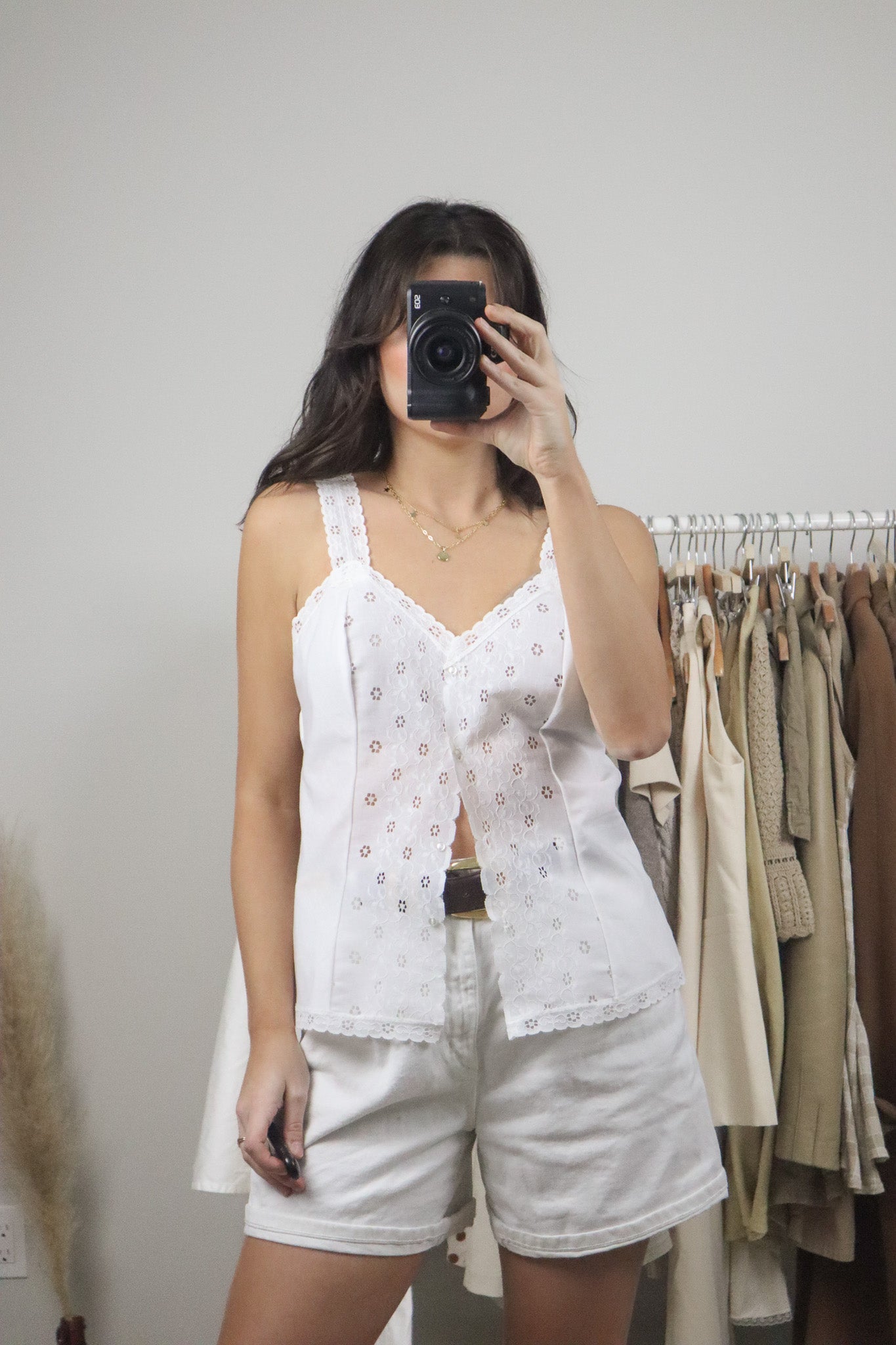 Made in Canada x Vintage x Eyelet Button Up Tank (M)