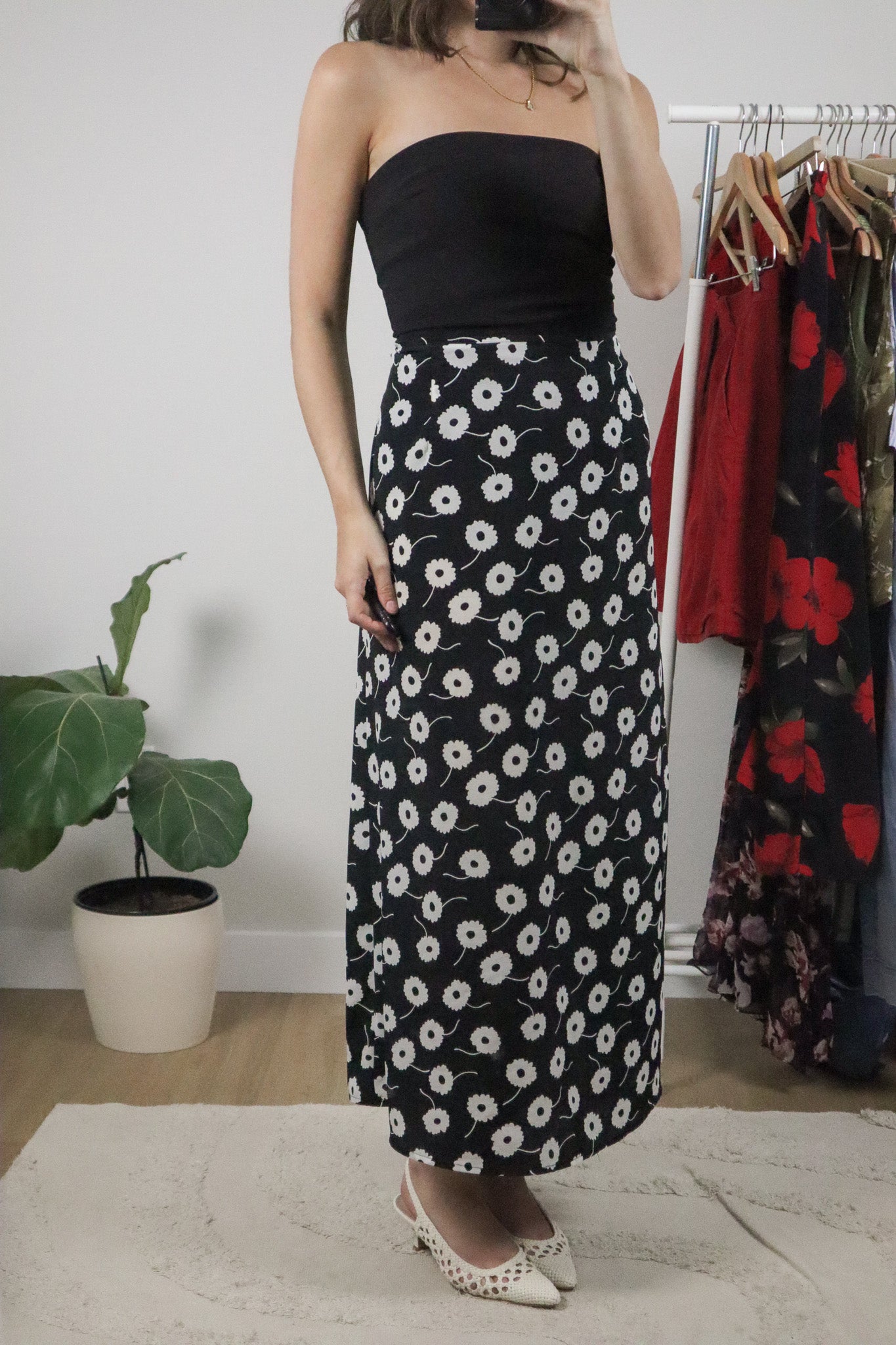 Made in Canada x Vintage x Flower Maxi Skirt (10)