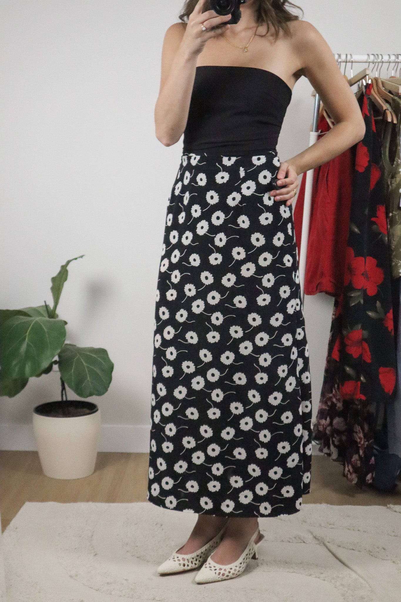 Made in Canada x Vintage x Flower Maxi Skirt (10)