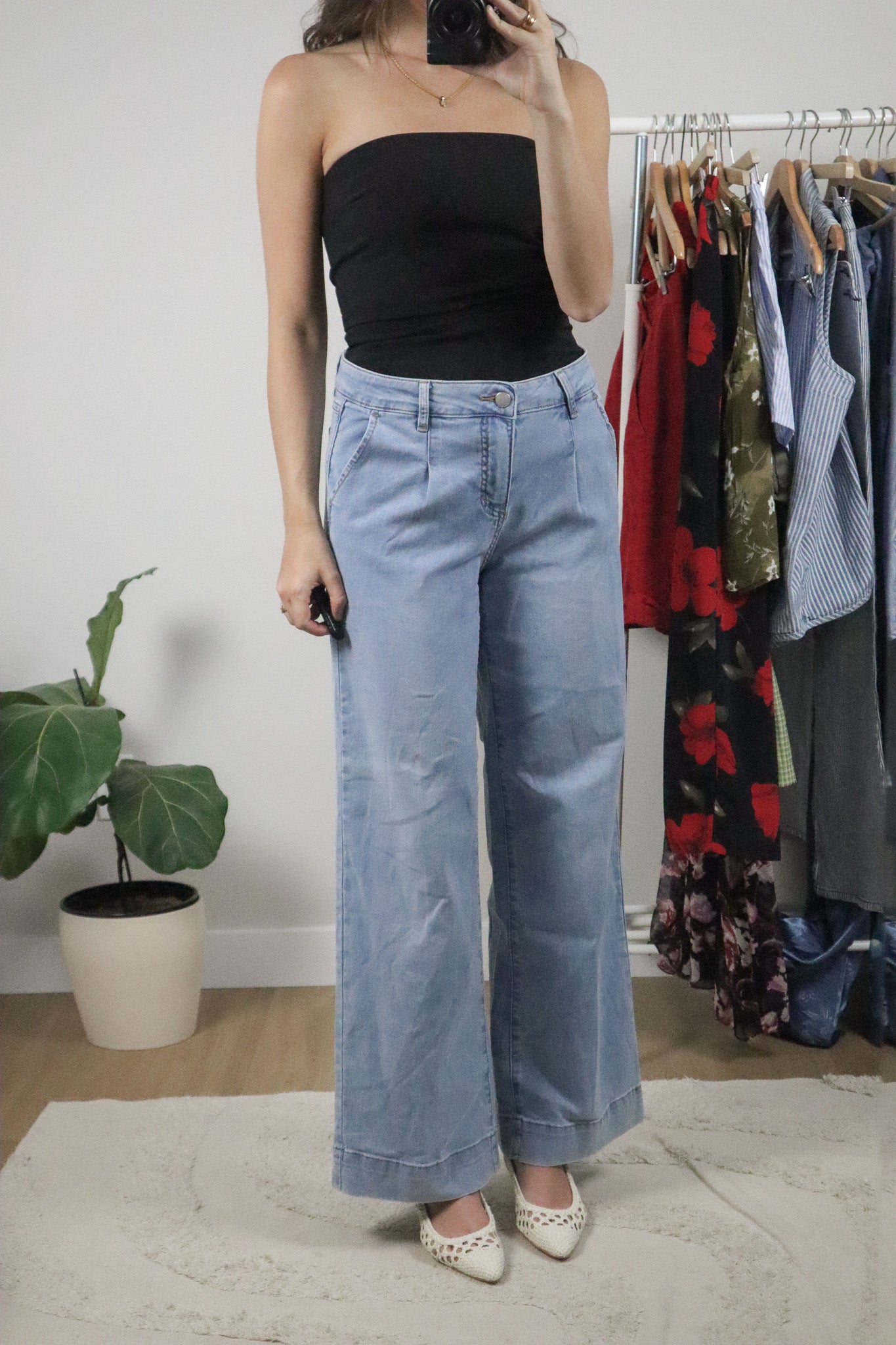 Vintage x Wide Leg Pleated Jeans (6)
