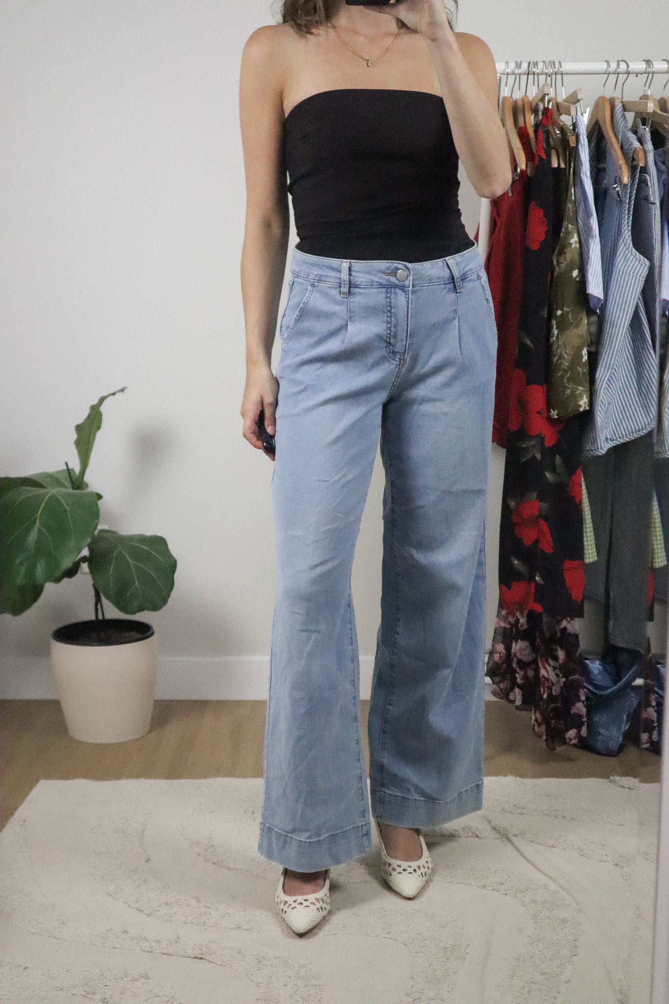 Vintage x Wide Leg Pleated Jeans (6)