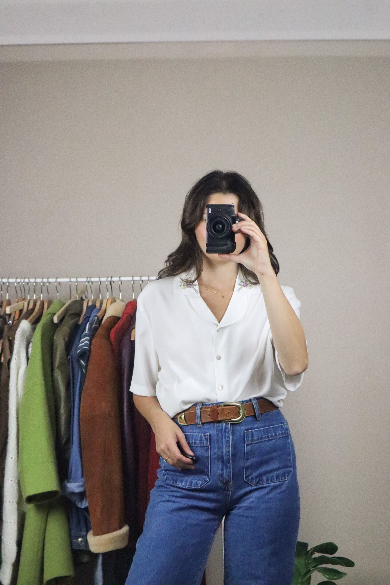 Vintage x Embroidered Short-Sleeve Blouse (M)