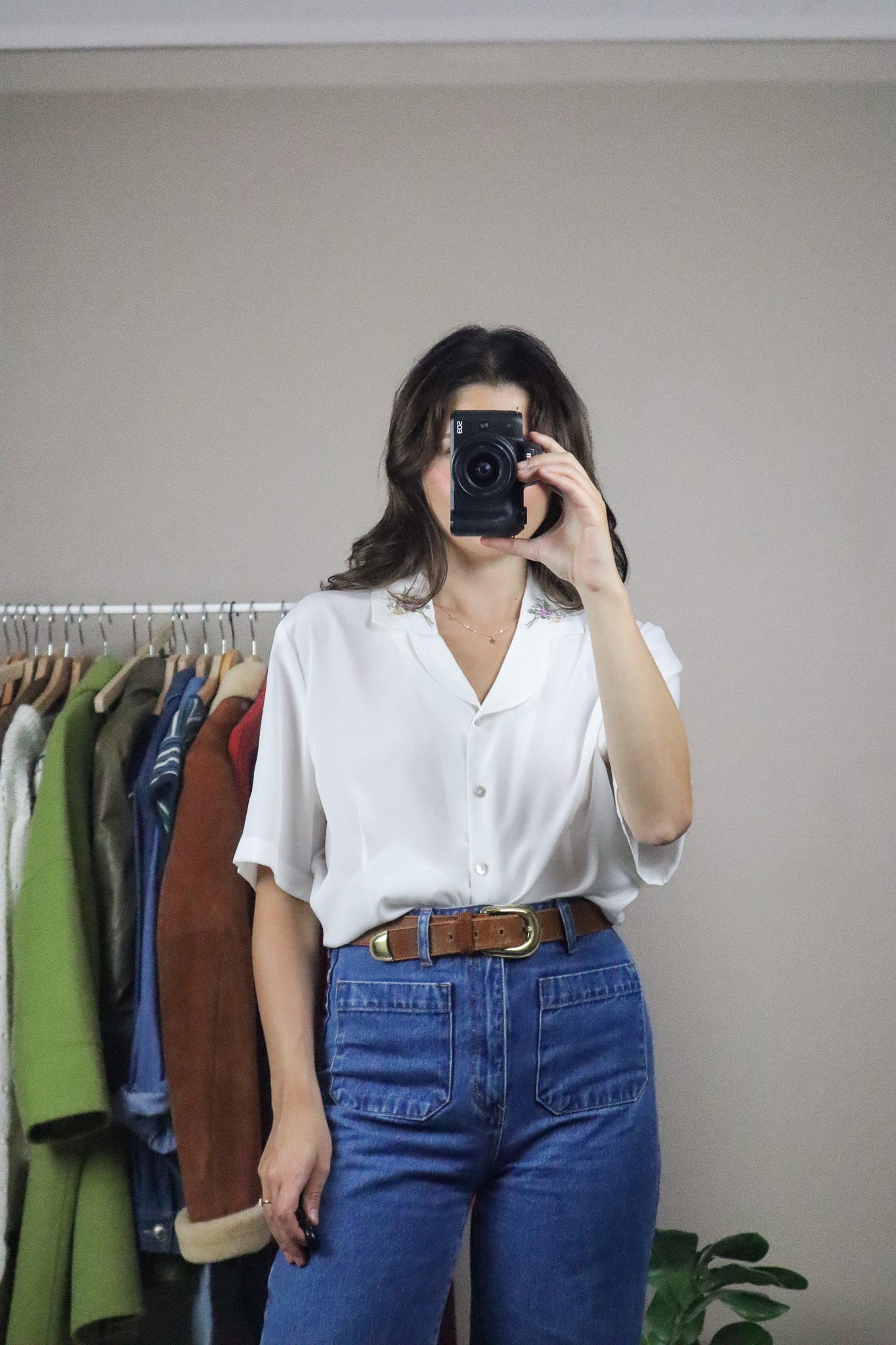 Vintage x Embroidered Short-Sleeve Blouse (M)