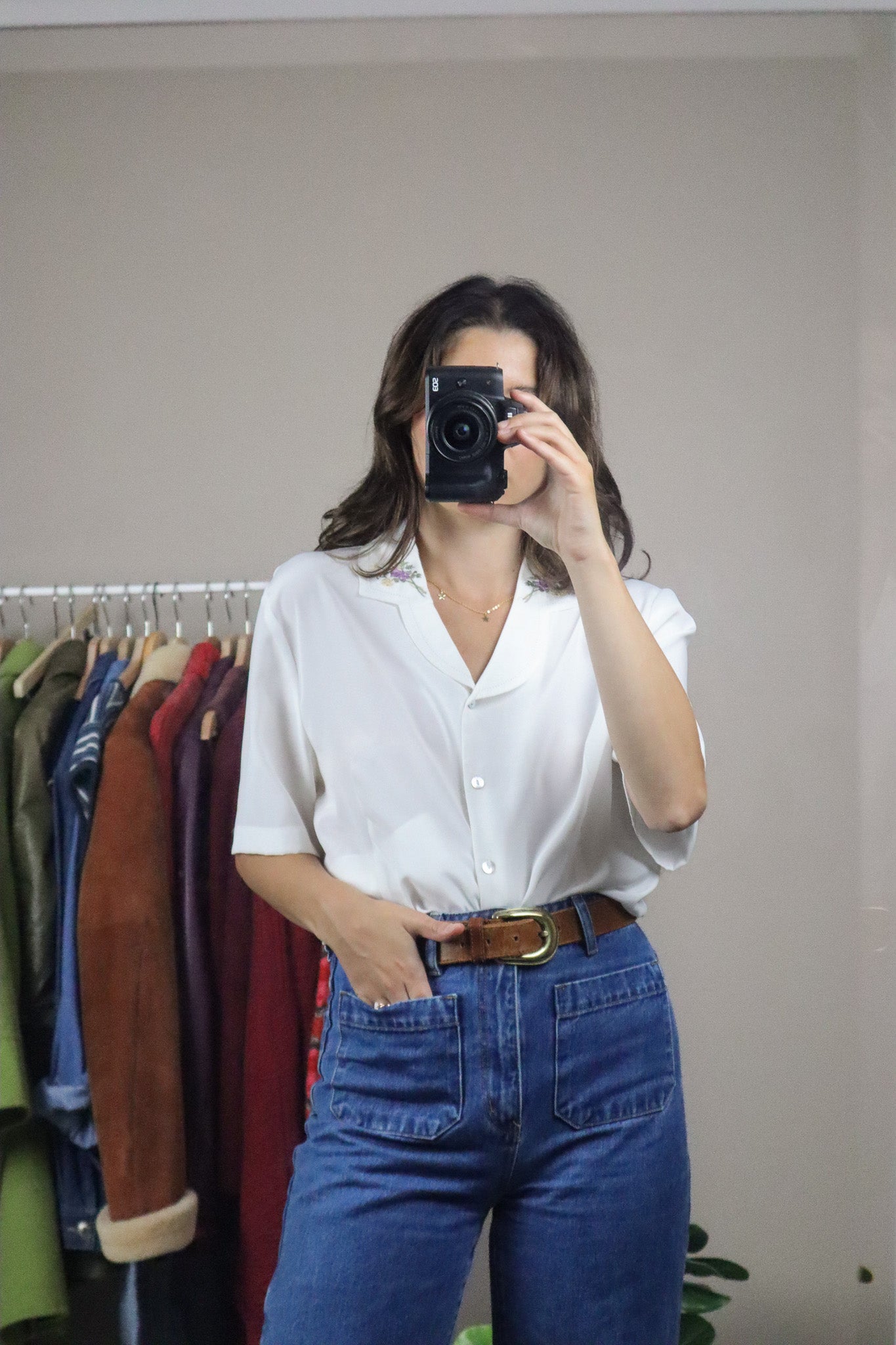 Vintage x Embroidered Short-Sleeve Blouse (M)