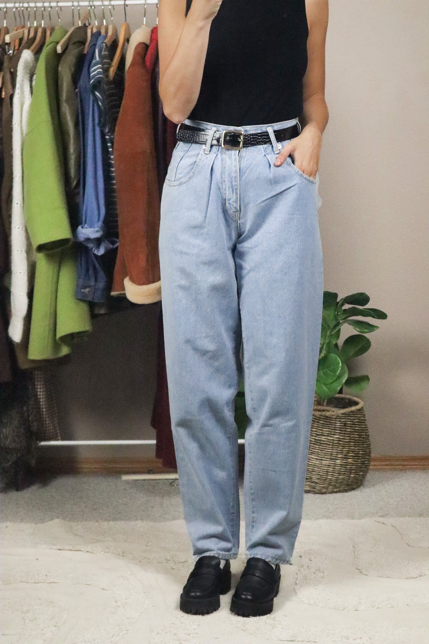 Deadstock x Vintage x Pleated Jeans (2)