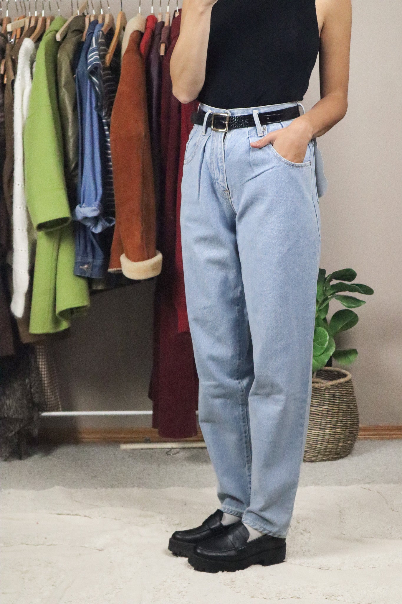 Deadstock x Vintage x Pleated Jeans (2)